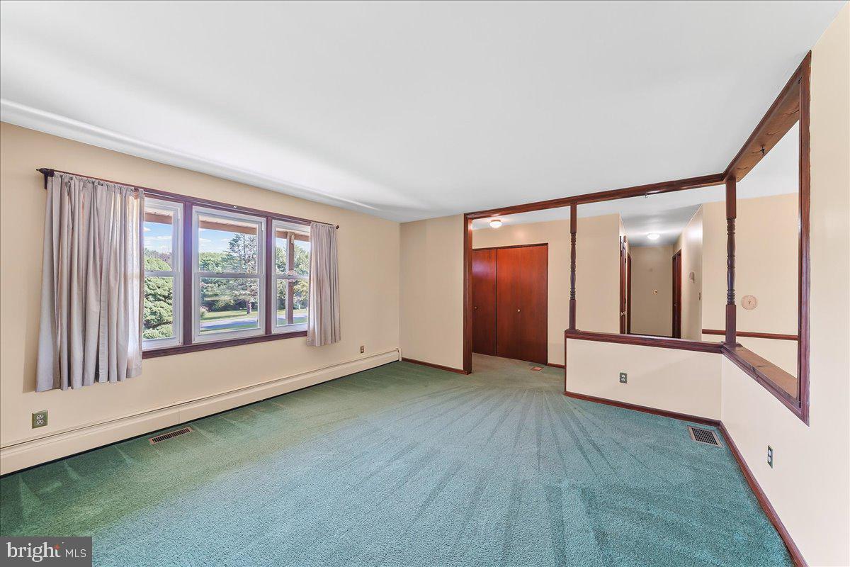 SKYCREST - Residential