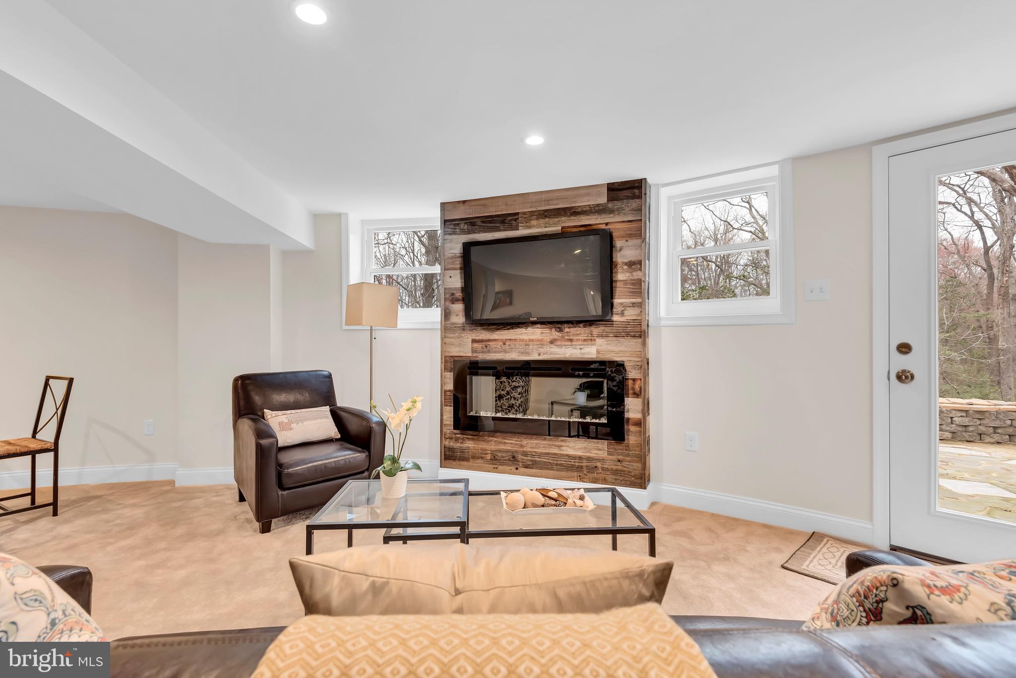 EATONS LANDING - Residential