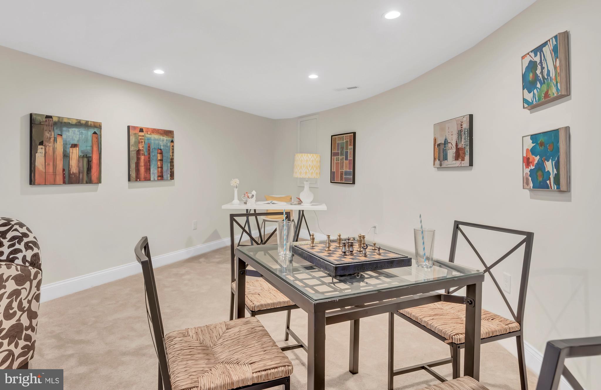 EATONS LANDING - Residential