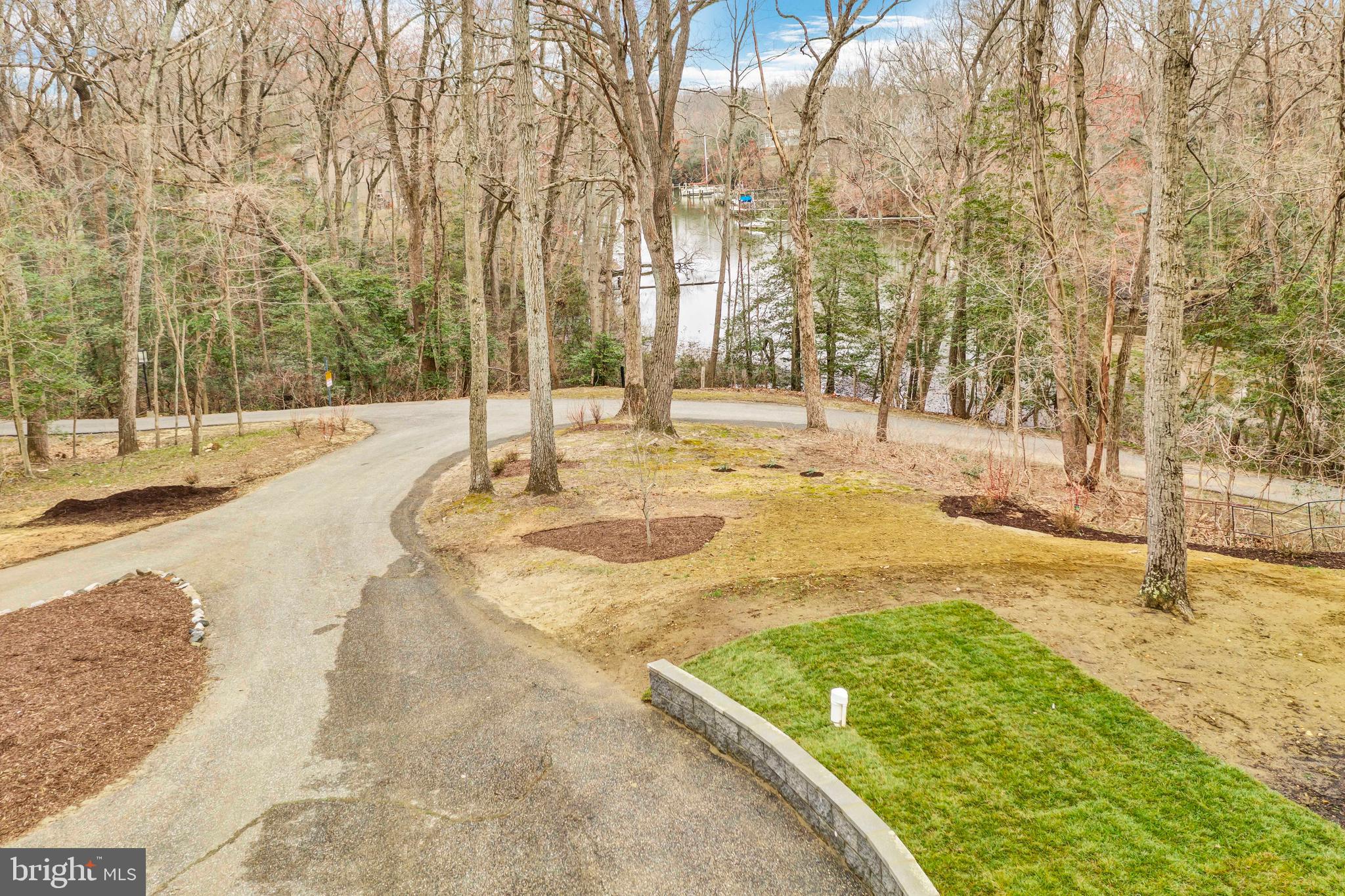 EATONS LANDING - Residential