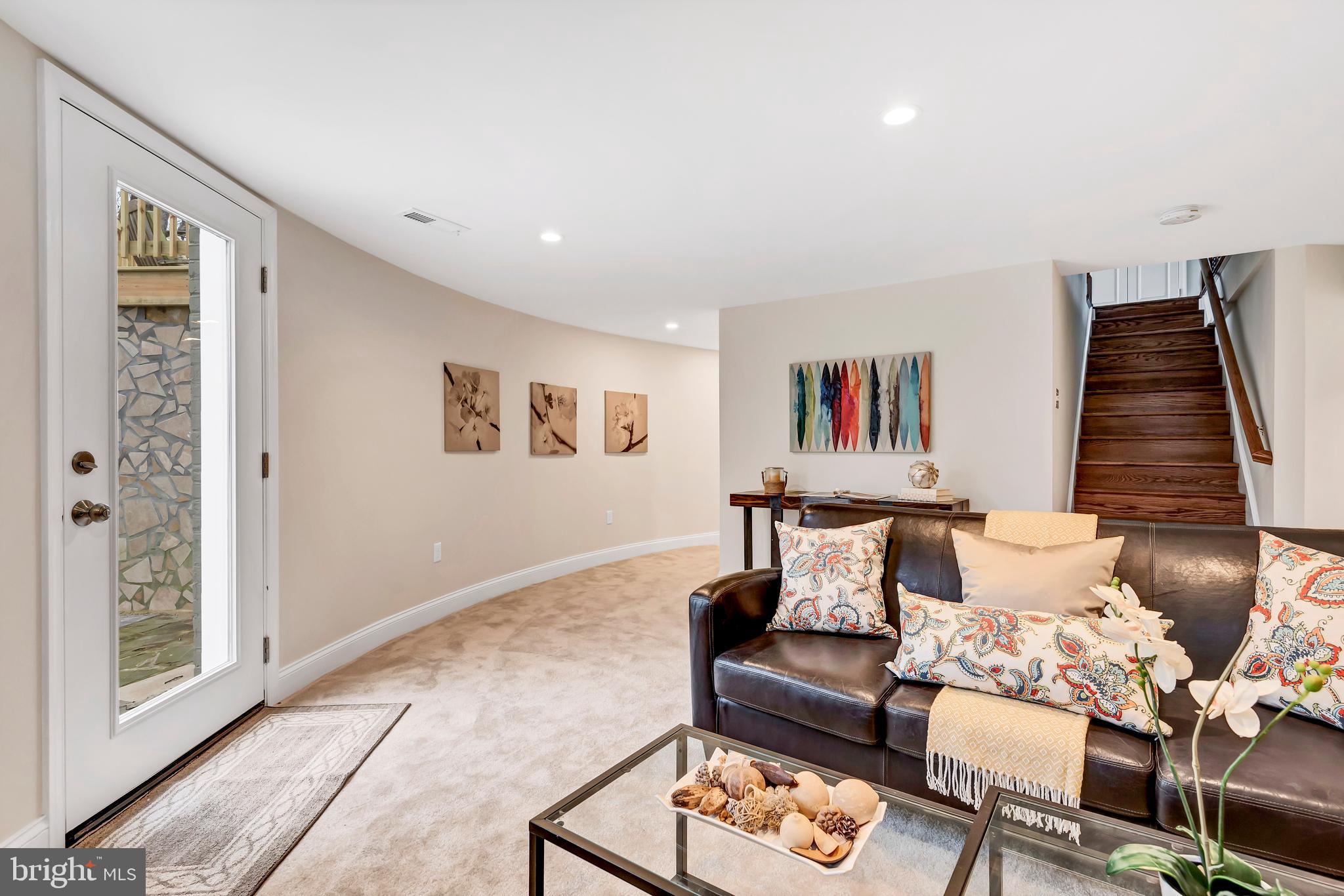 EATONS LANDING - Residential
