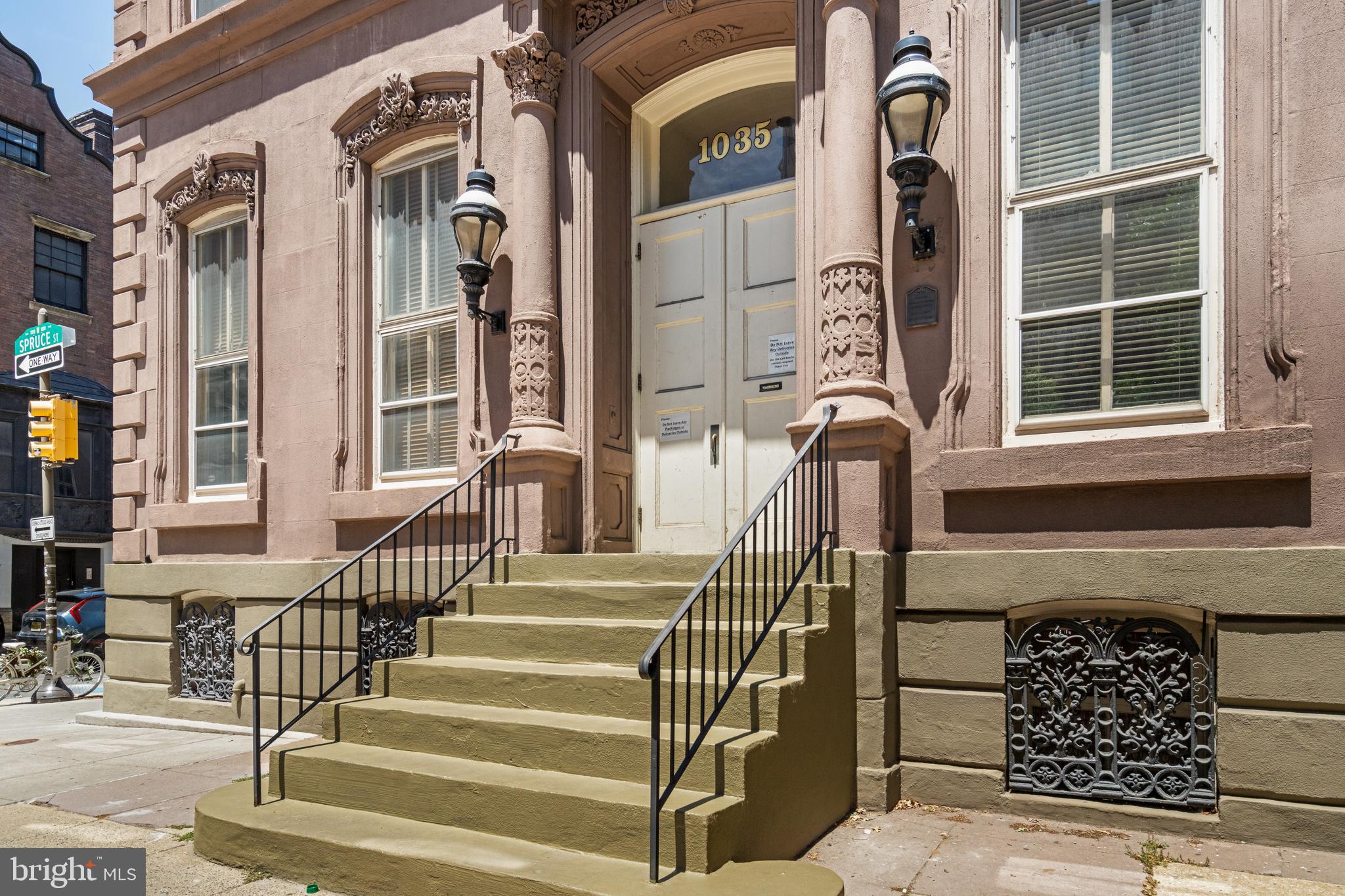 WASHINGTON SQ WEST - Residential