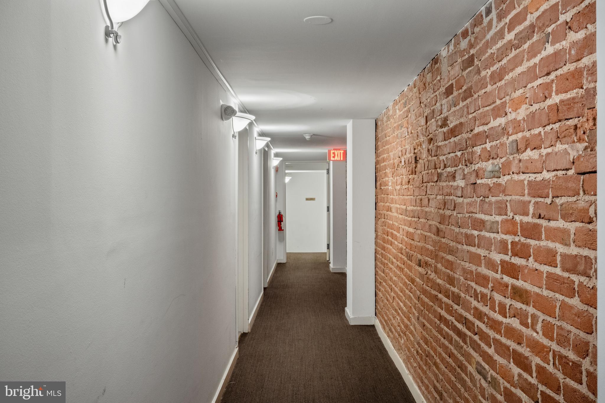 WASHINGTON SQ WEST - Residential