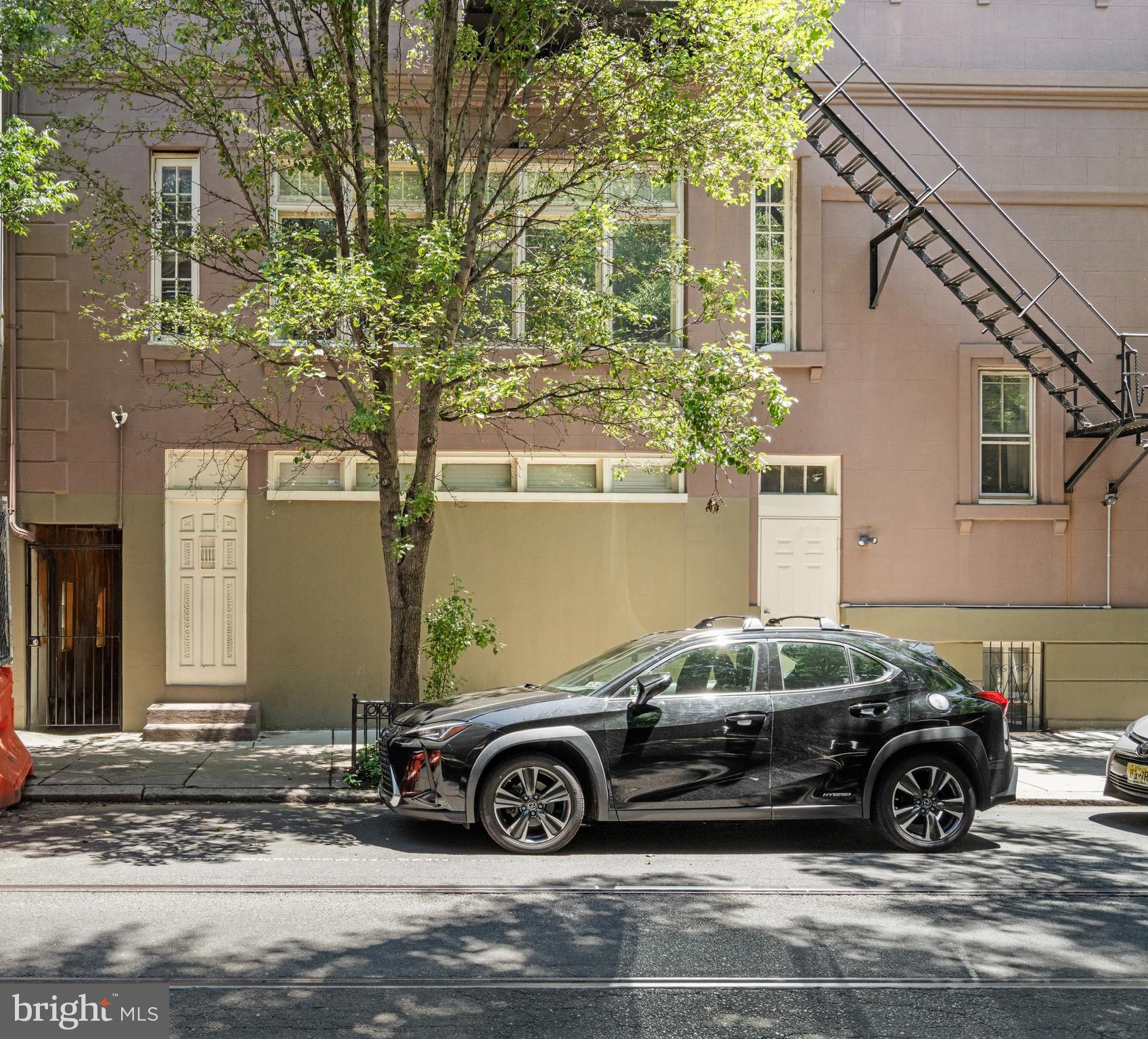 WASHINGTON SQ WEST - Residential