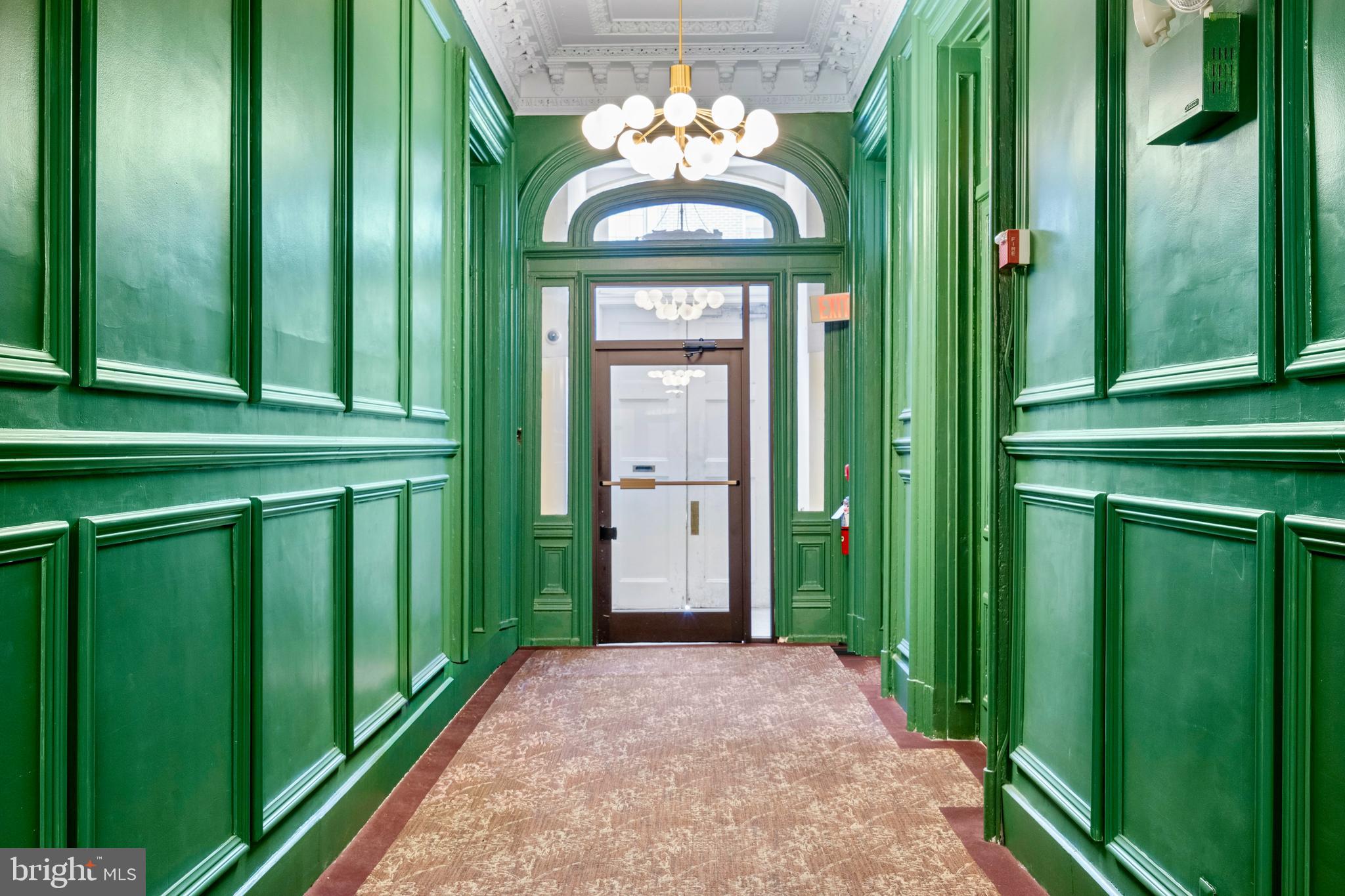 WASHINGTON SQ WEST - Residential