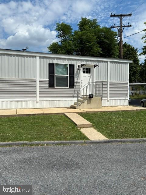 LINCOLN VILLAGE MHP - Residential