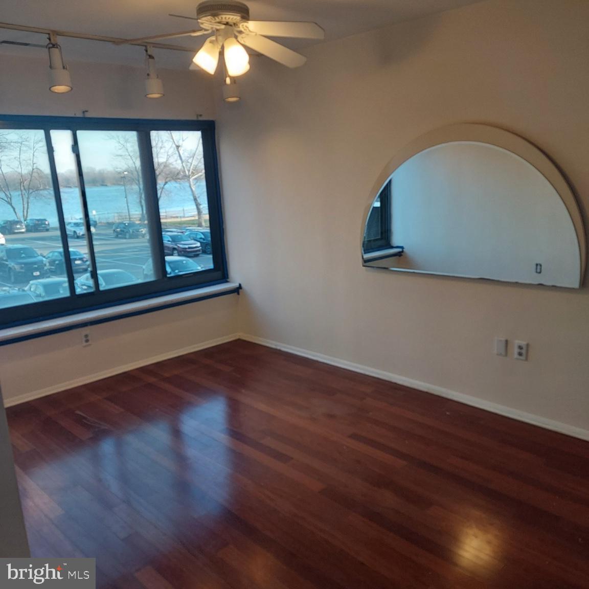 BAKERS BAY CONDOMINIUMS - Residential