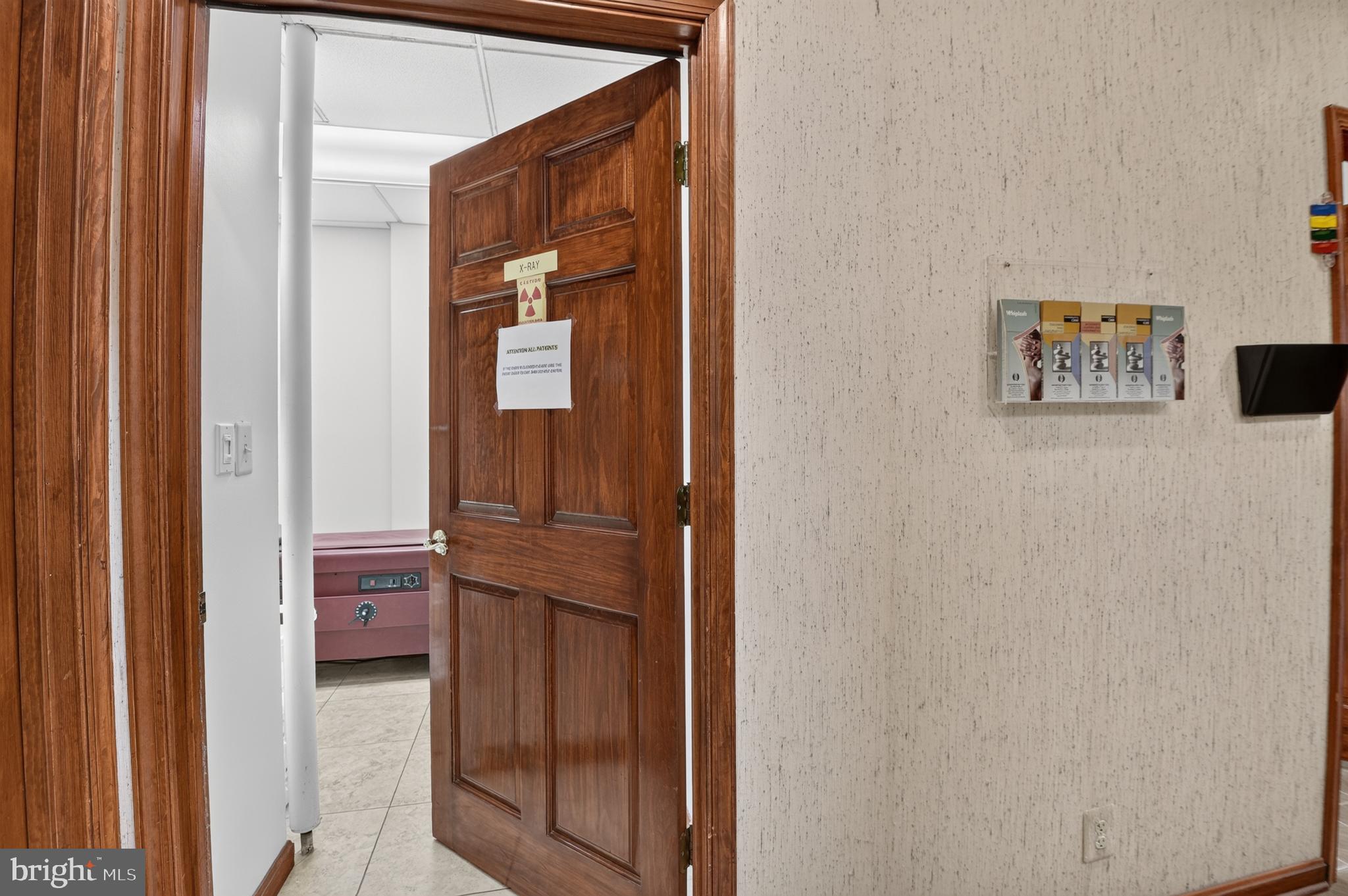 VAN NESS - Residential Income