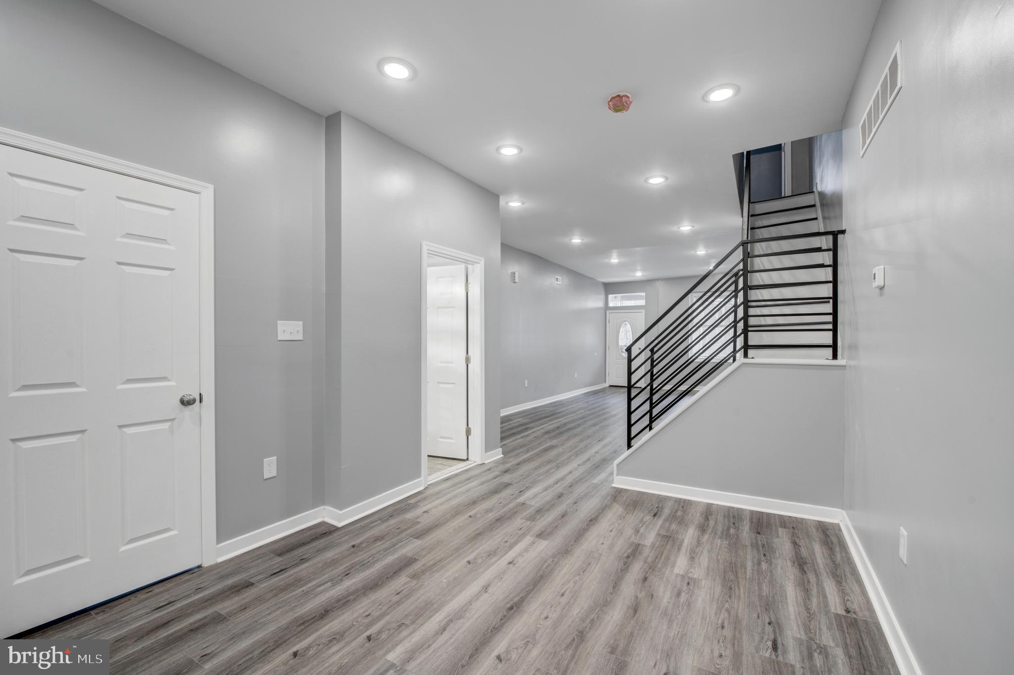 STRAWBERRY MANSION - Residential