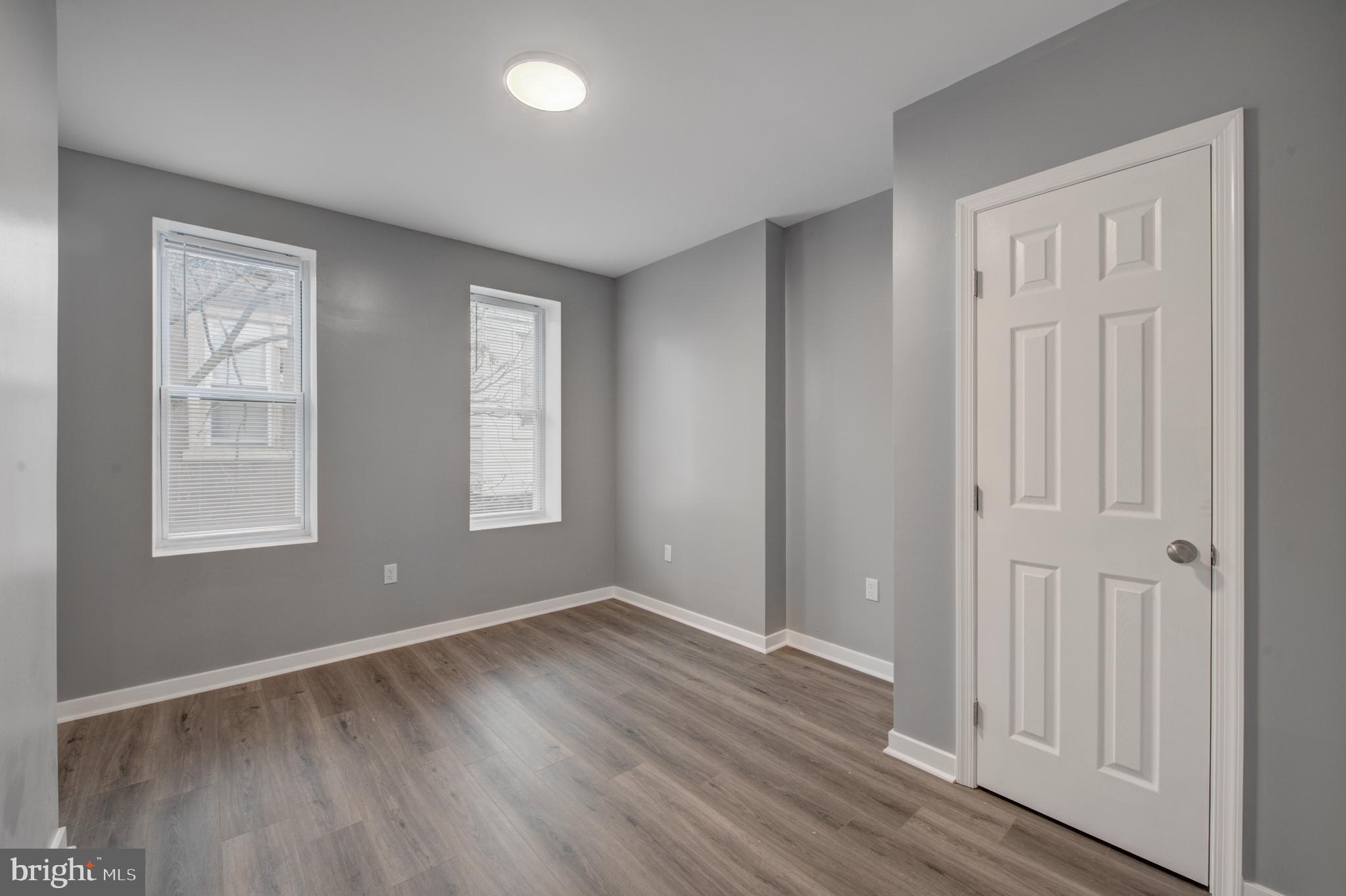 STRAWBERRY MANSION - Residential