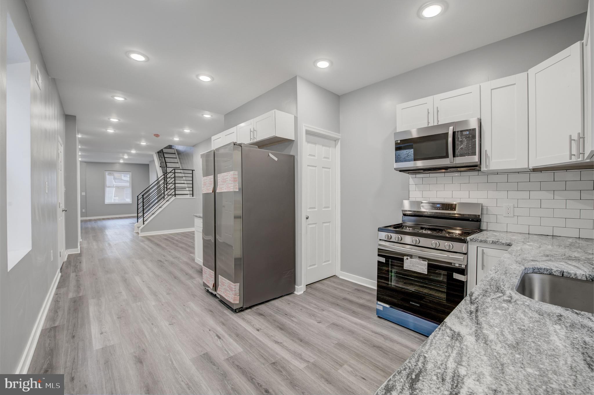 STRAWBERRY MANSION - Residential