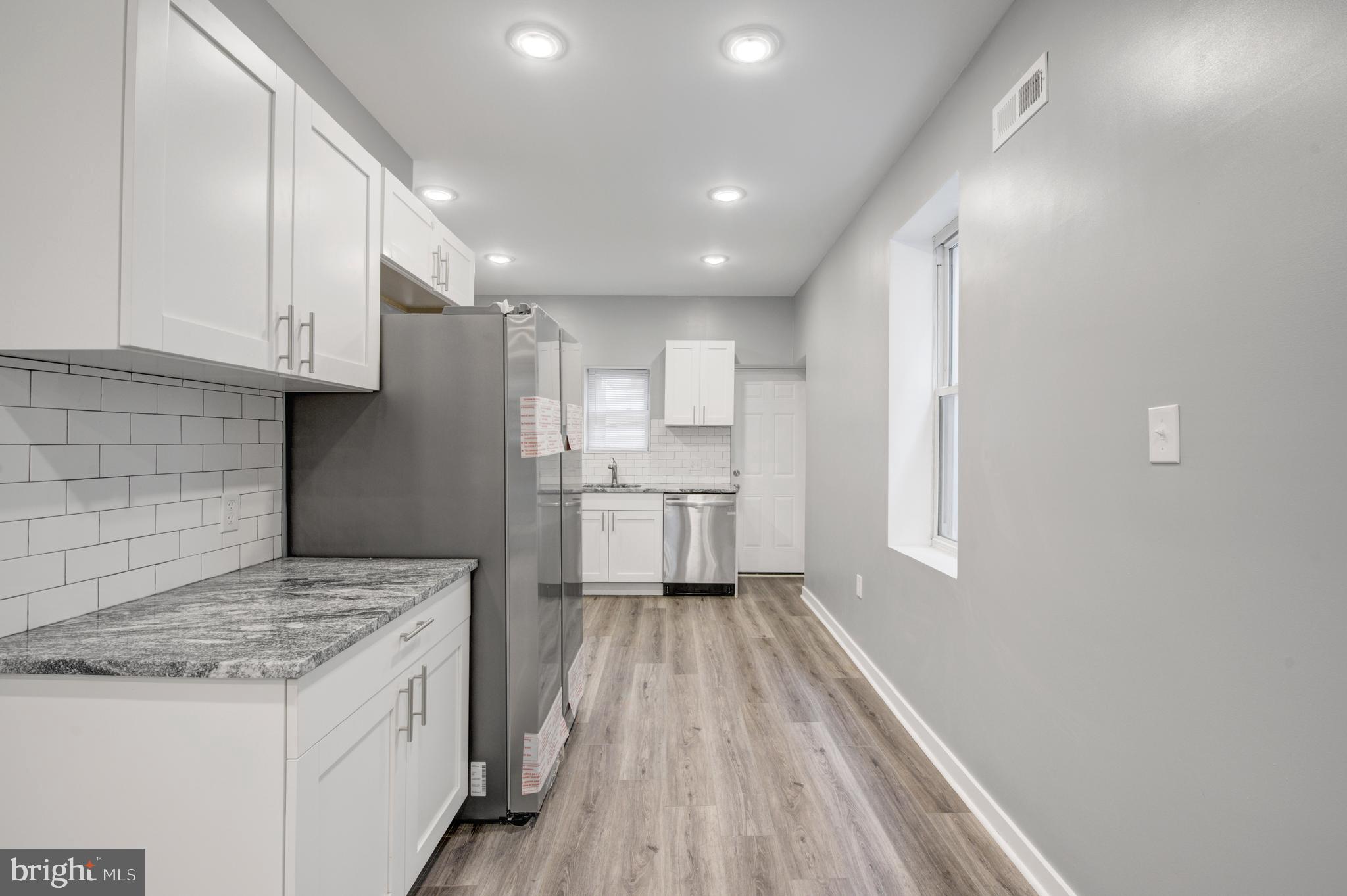 STRAWBERRY MANSION - Residential