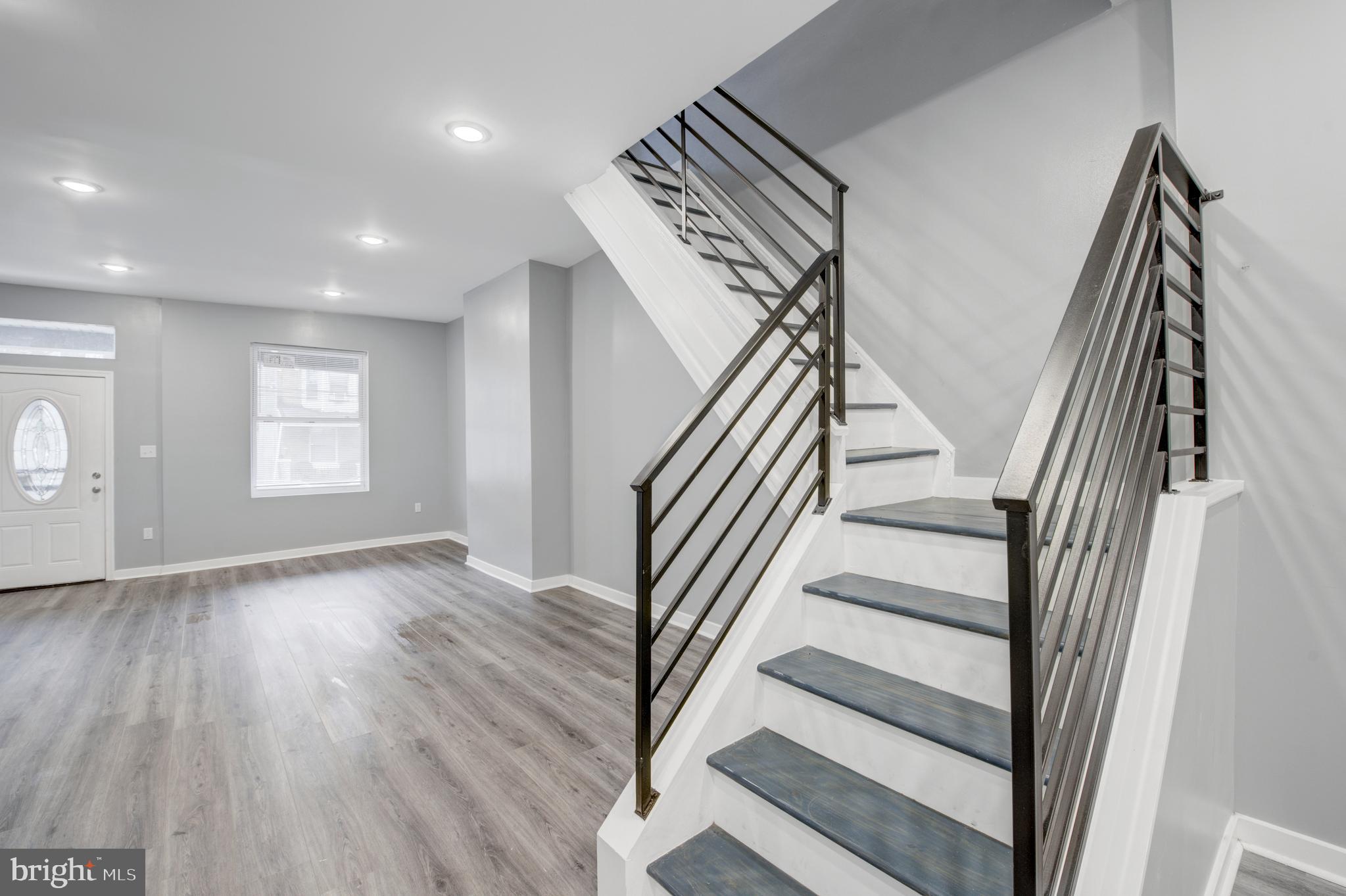 STRAWBERRY MANSION - Residential