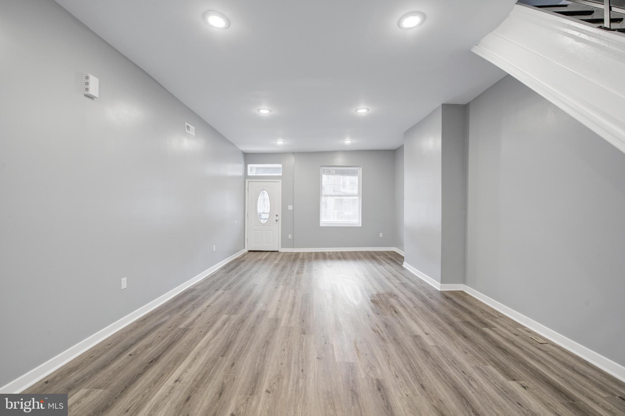 STRAWBERRY MANSION - Residential