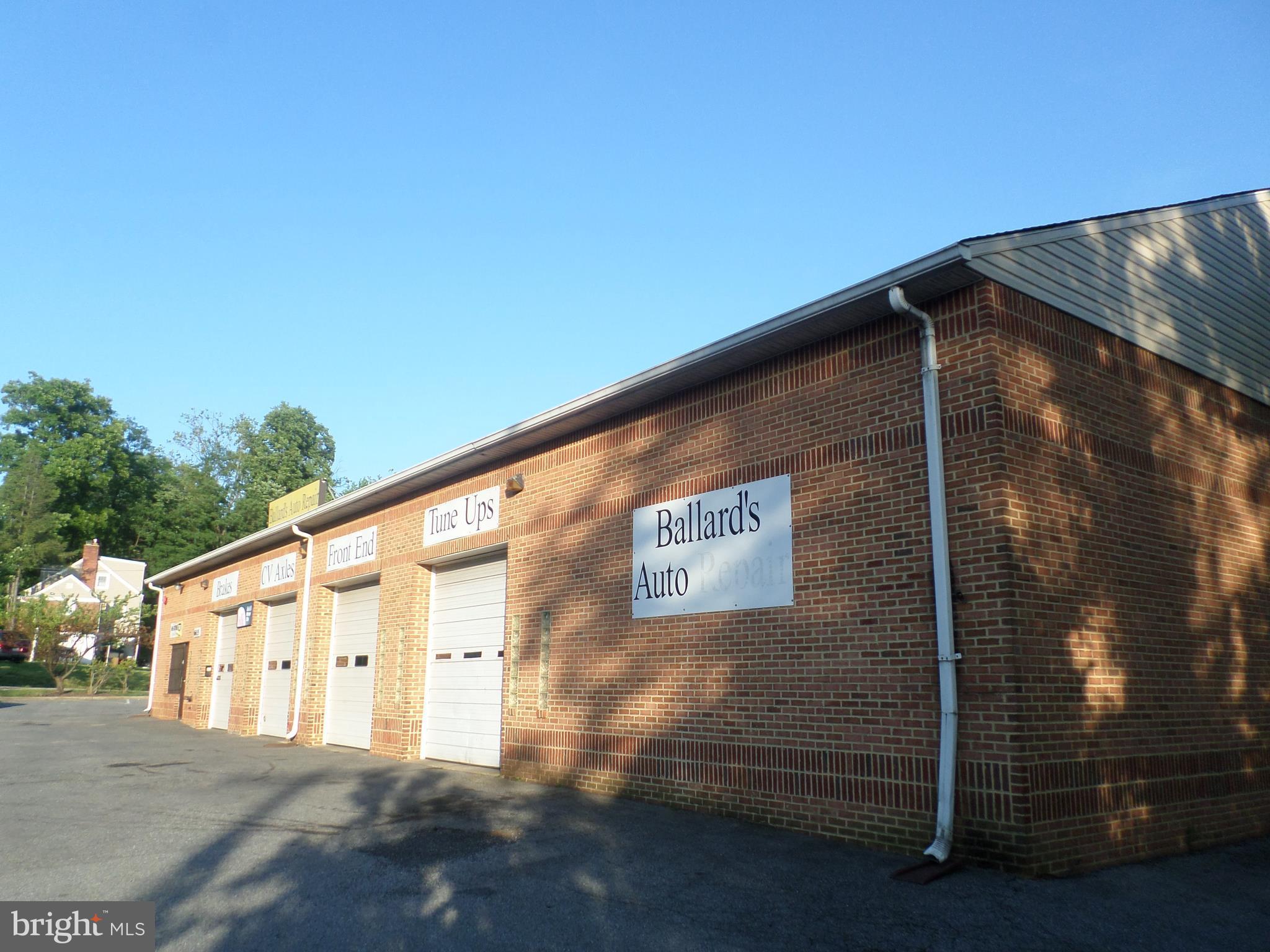 CAPITOL HEIGHTS - Commercial Sale