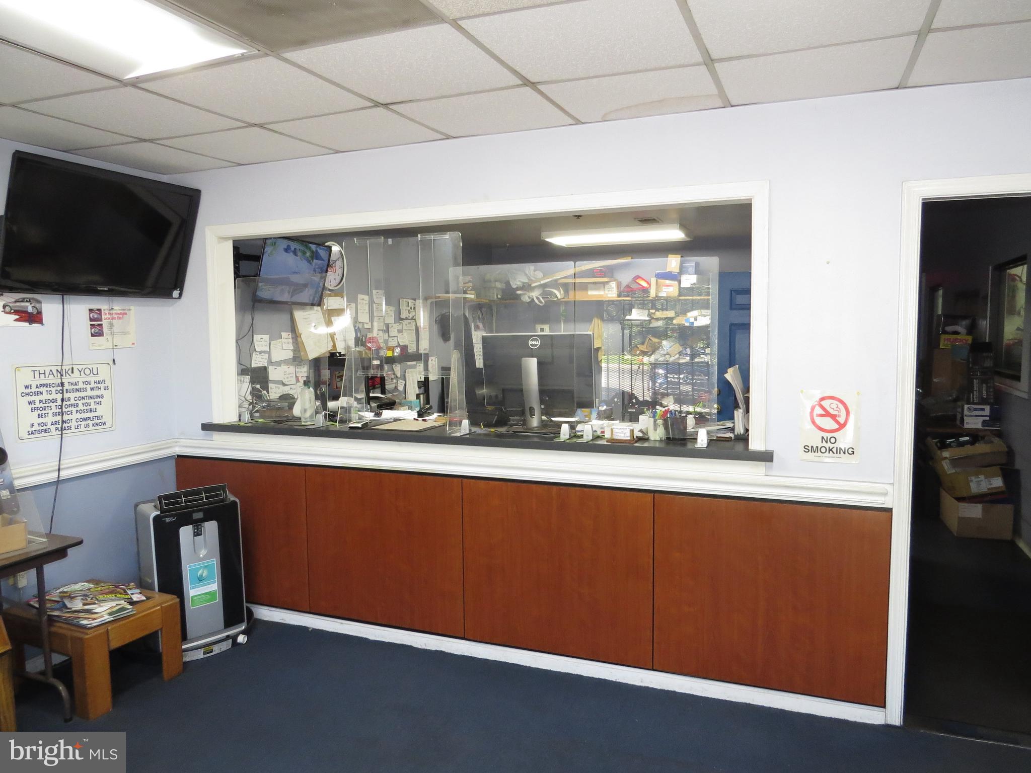 CAPITOL HEIGHTS - Commercial Sale