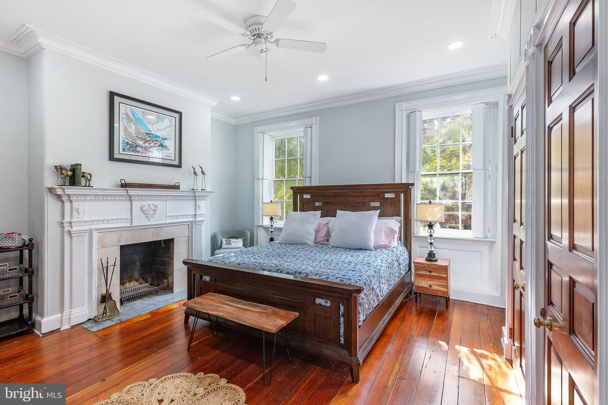 SOCIETY HILL - Residential