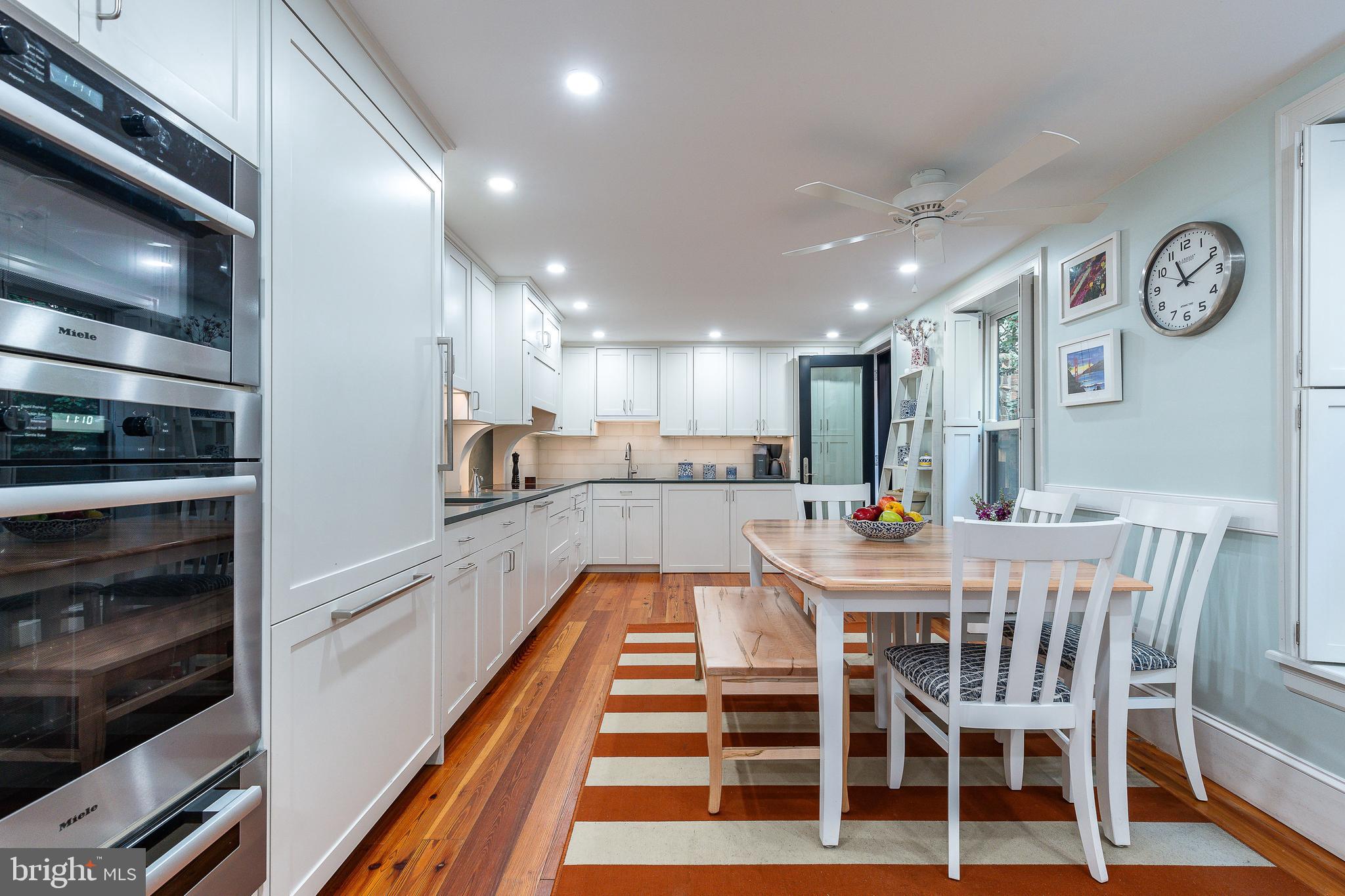 SOCIETY HILL - Residential