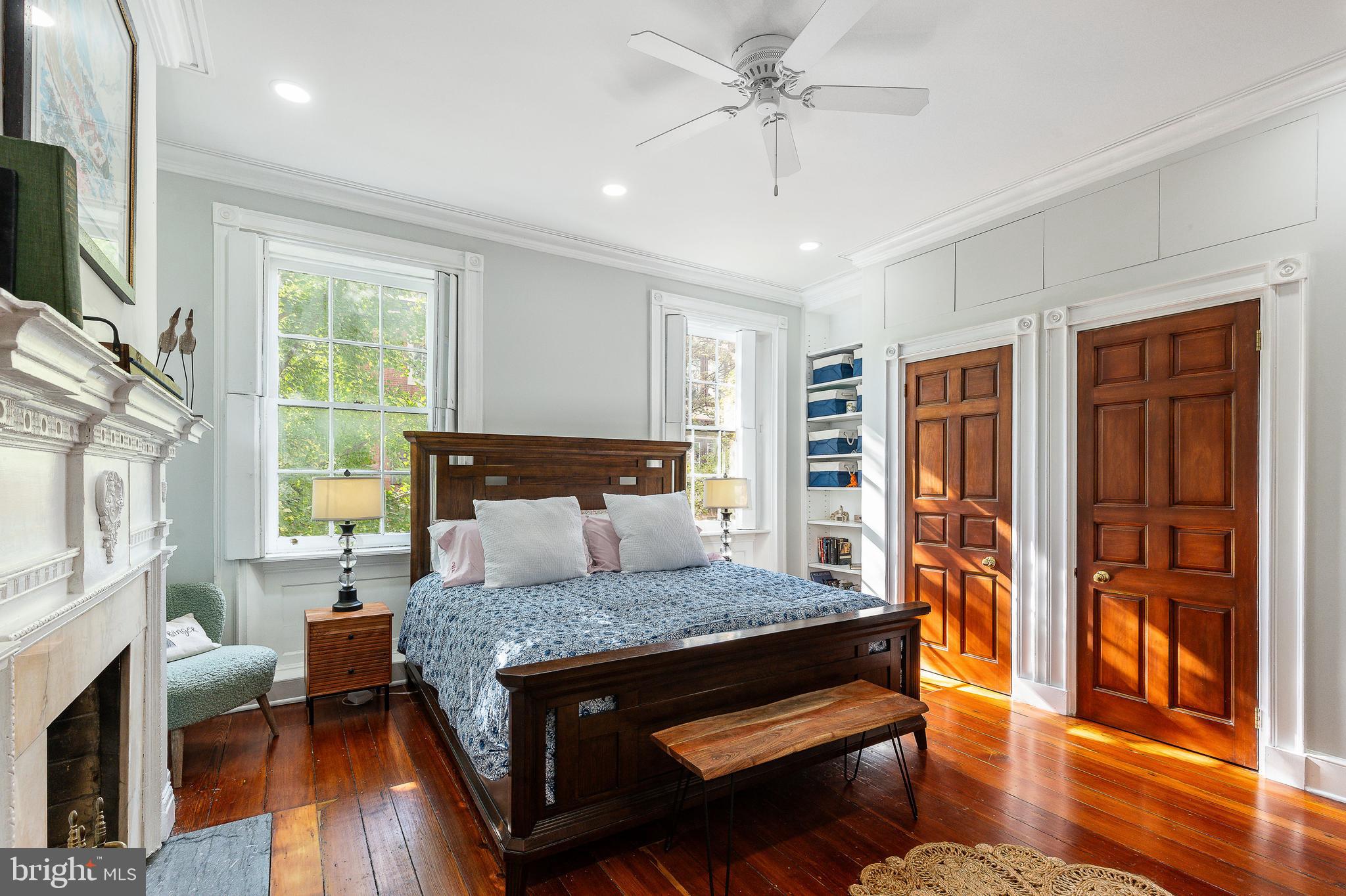 SOCIETY HILL - Residential