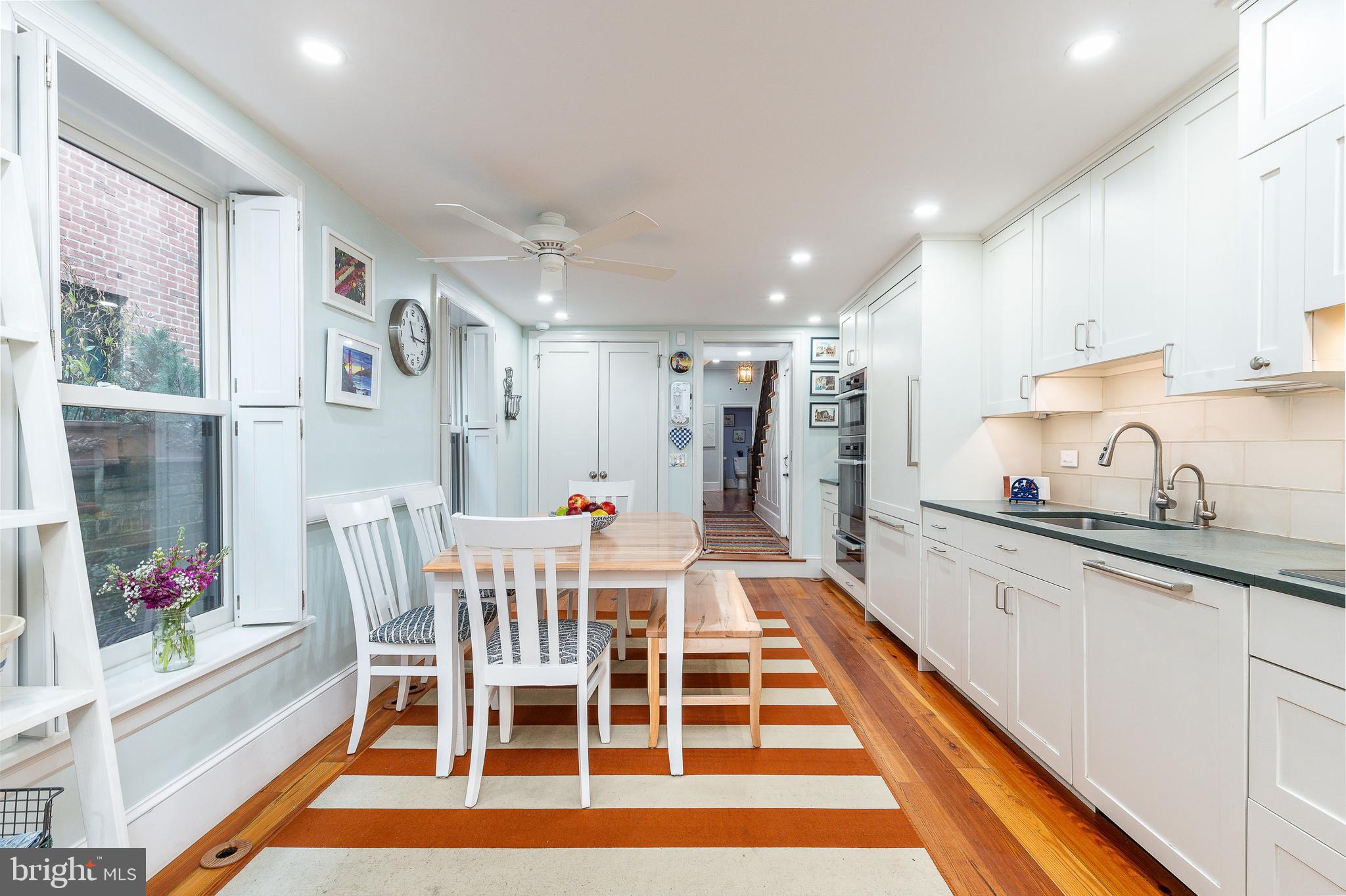 SOCIETY HILL - Residential