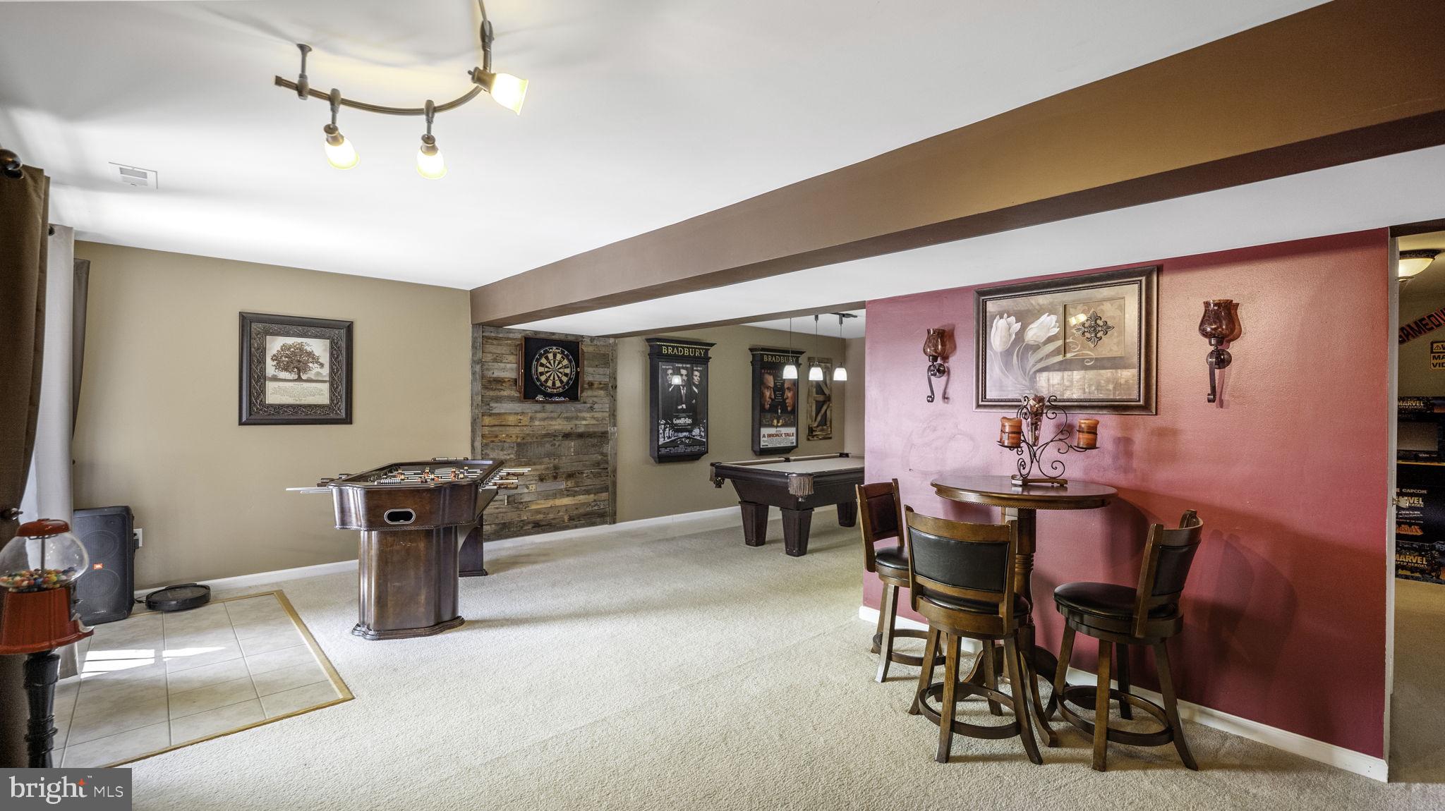 SPRUCE HILL ESTATES - Residential