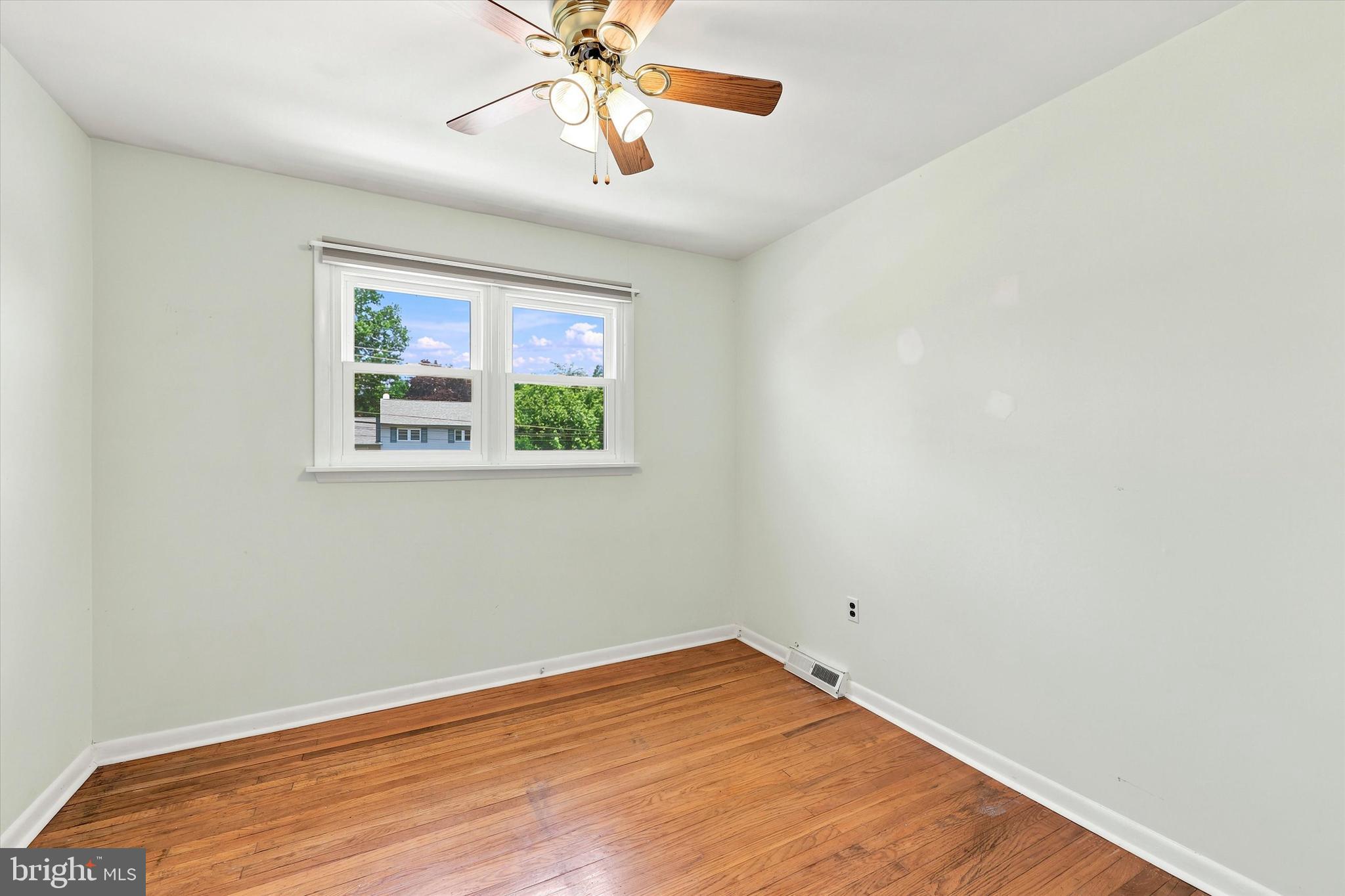BROOKDALE GDNS - Residential