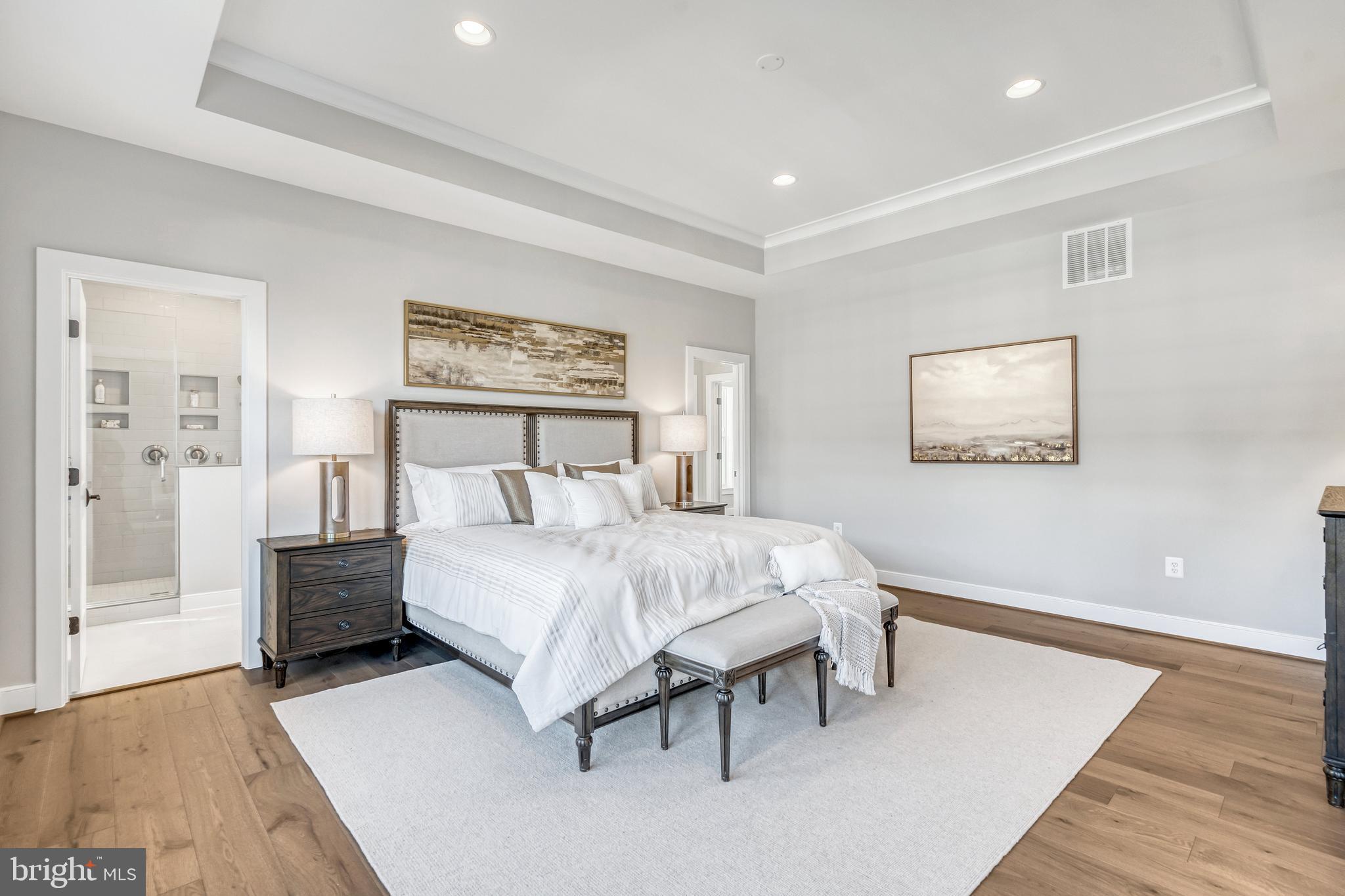 PIMMIT HILLS - Residential