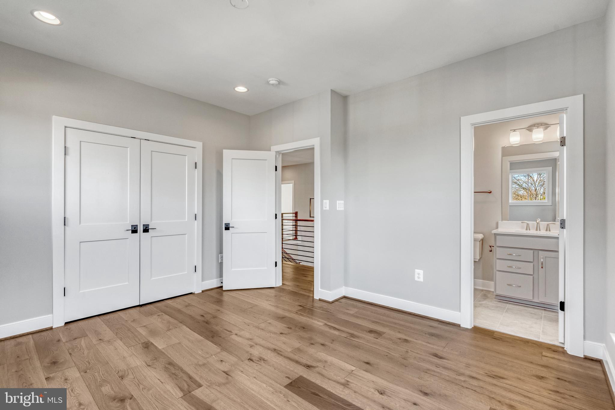 PIMMIT HILLS - Residential