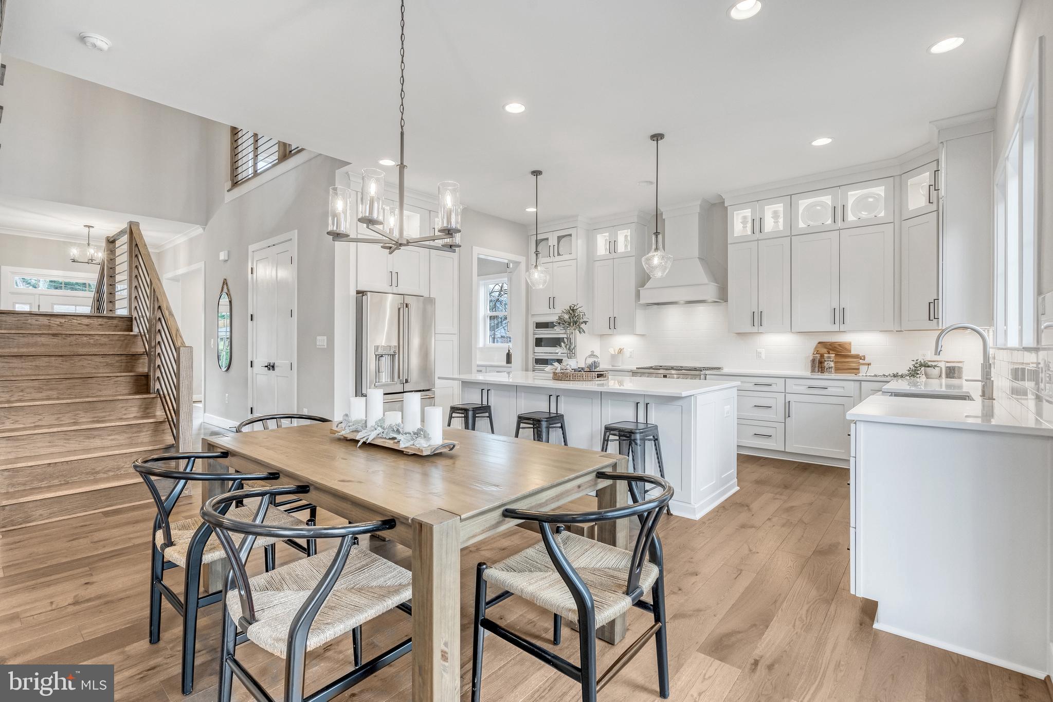 PIMMIT HILLS - Residential