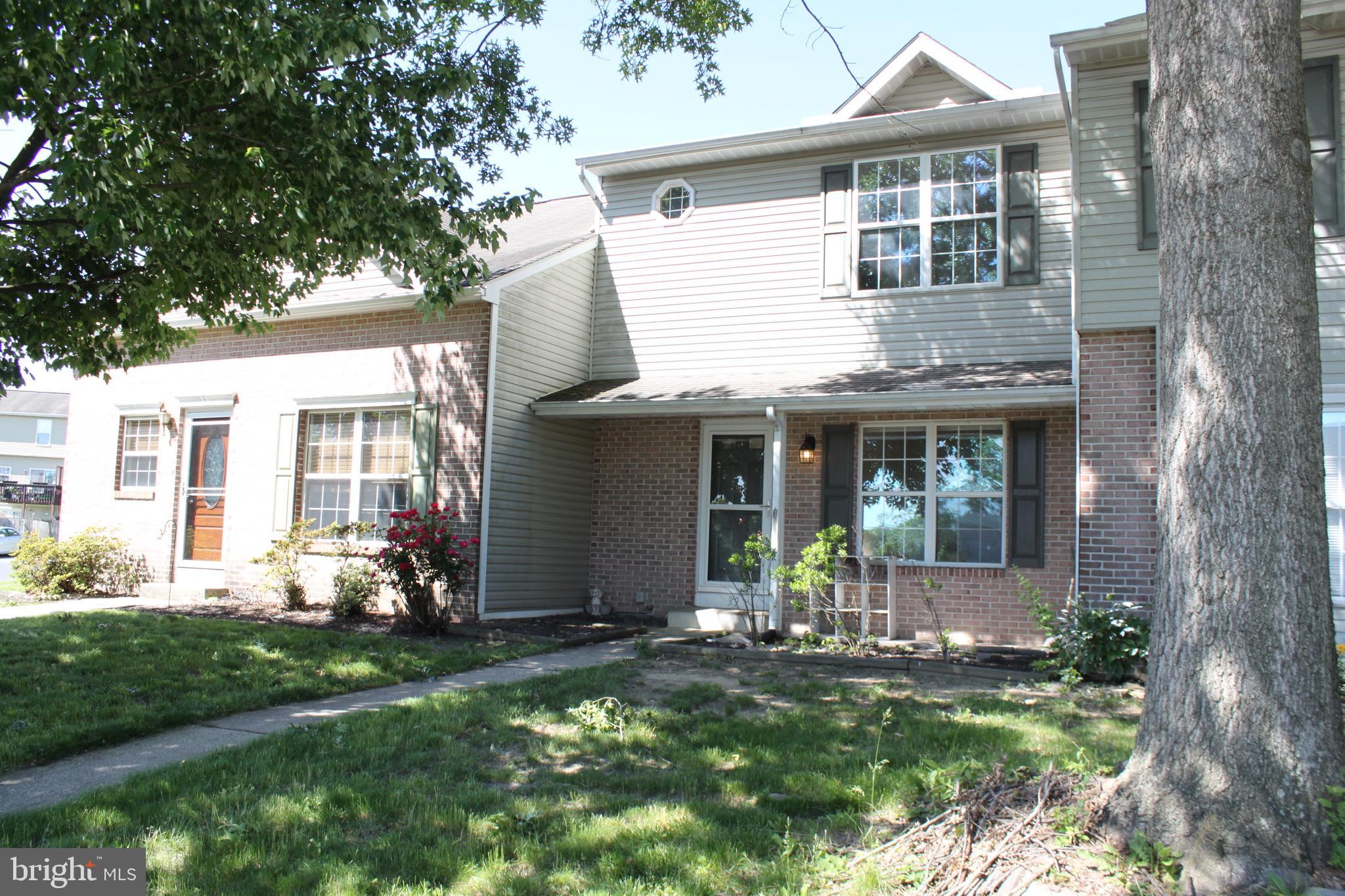 LAUREL HILLS NORTH - Residential
