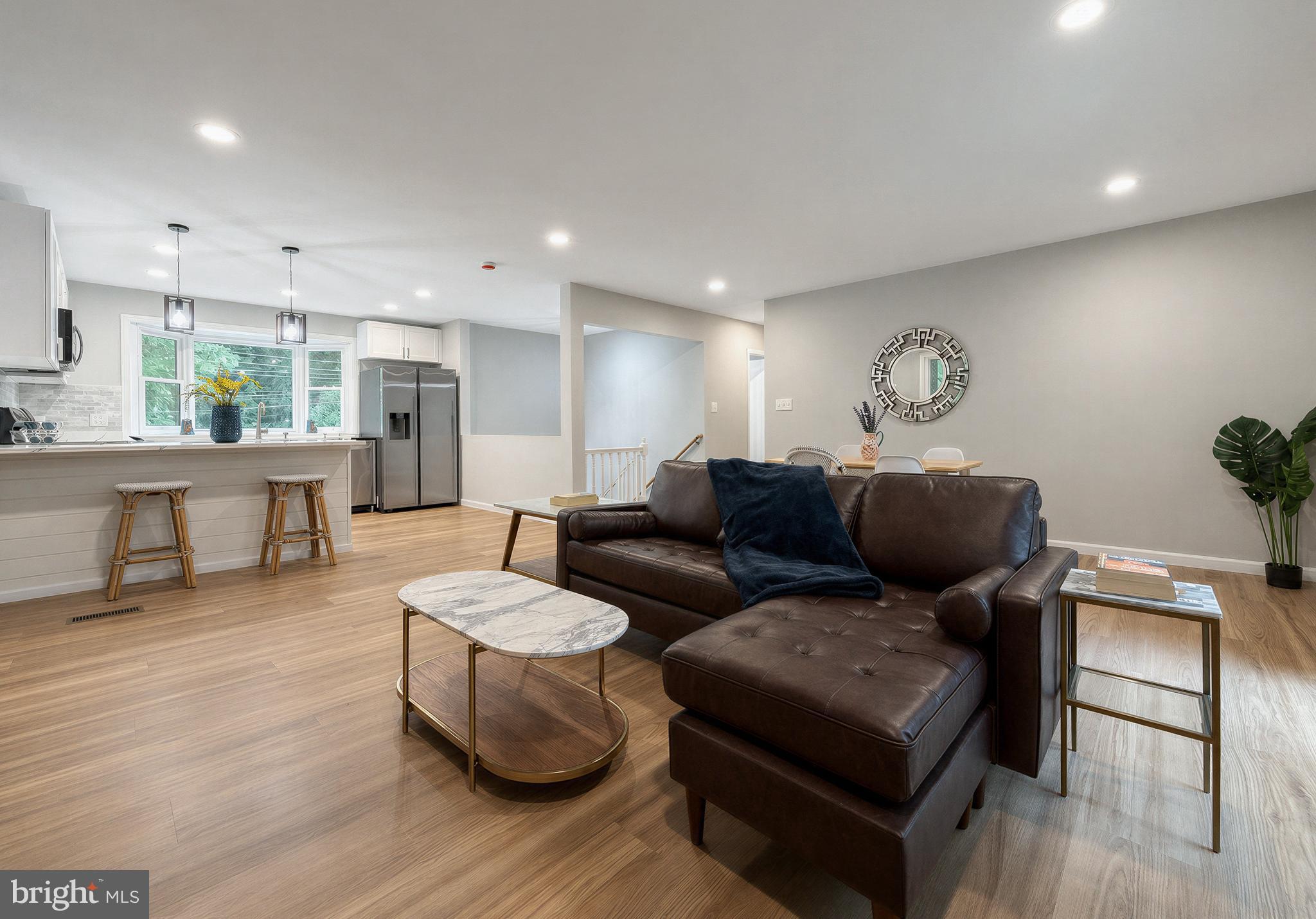 DRUM POINT - Residential