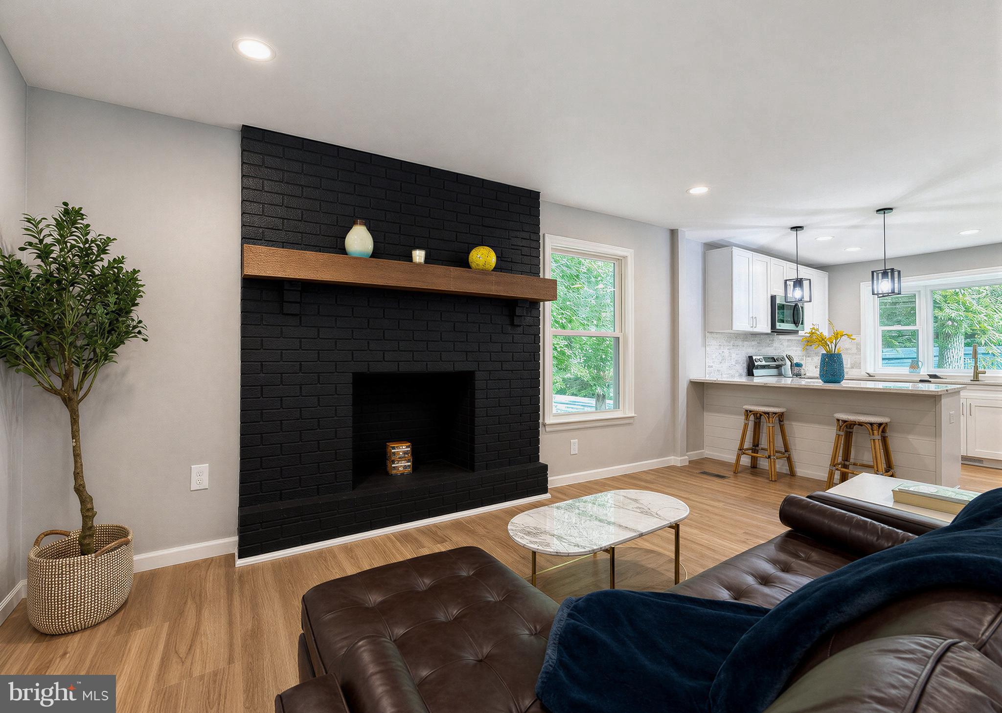 DRUM POINT - Residential