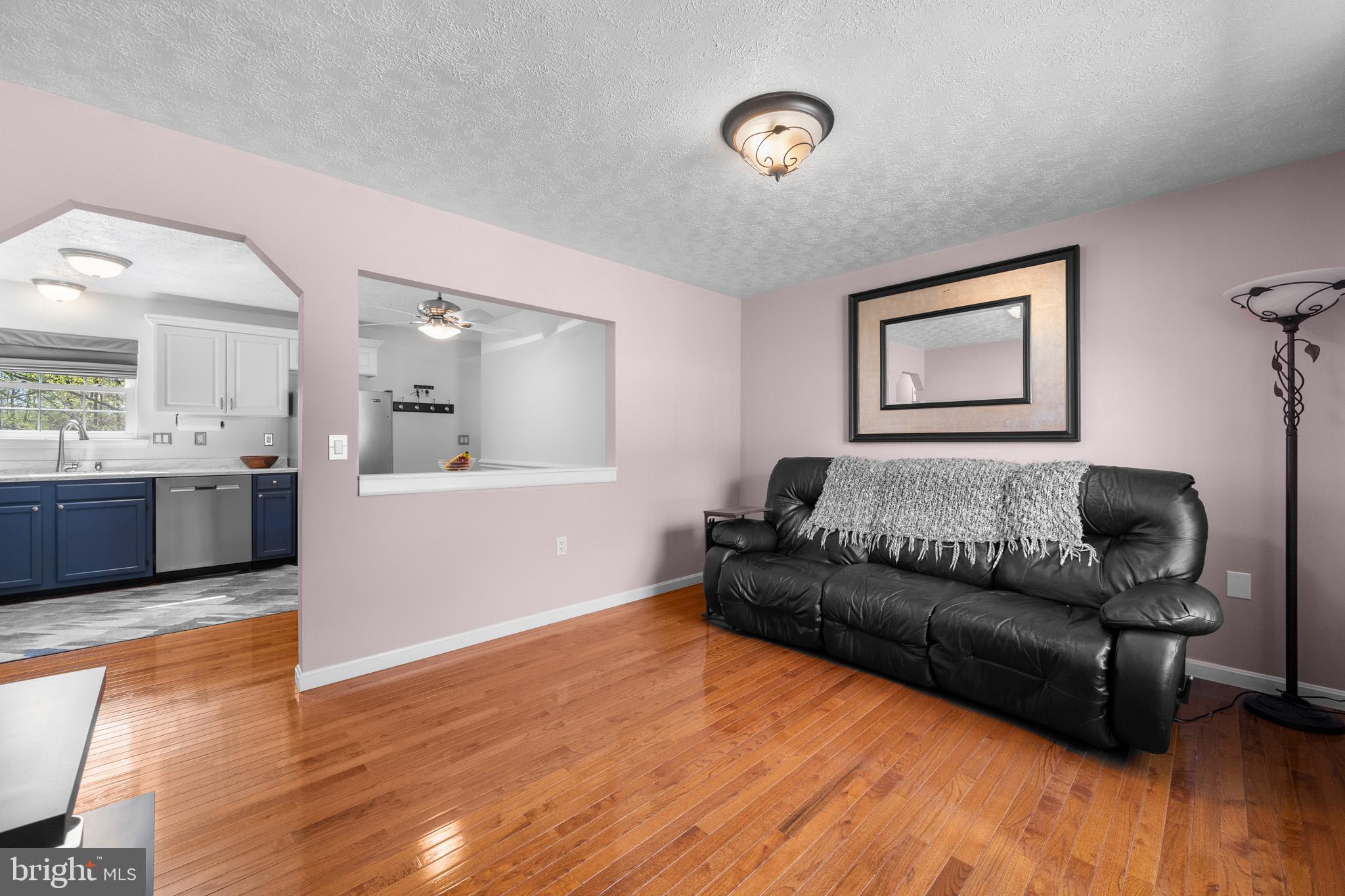 LAUREL RIDGE - Residential