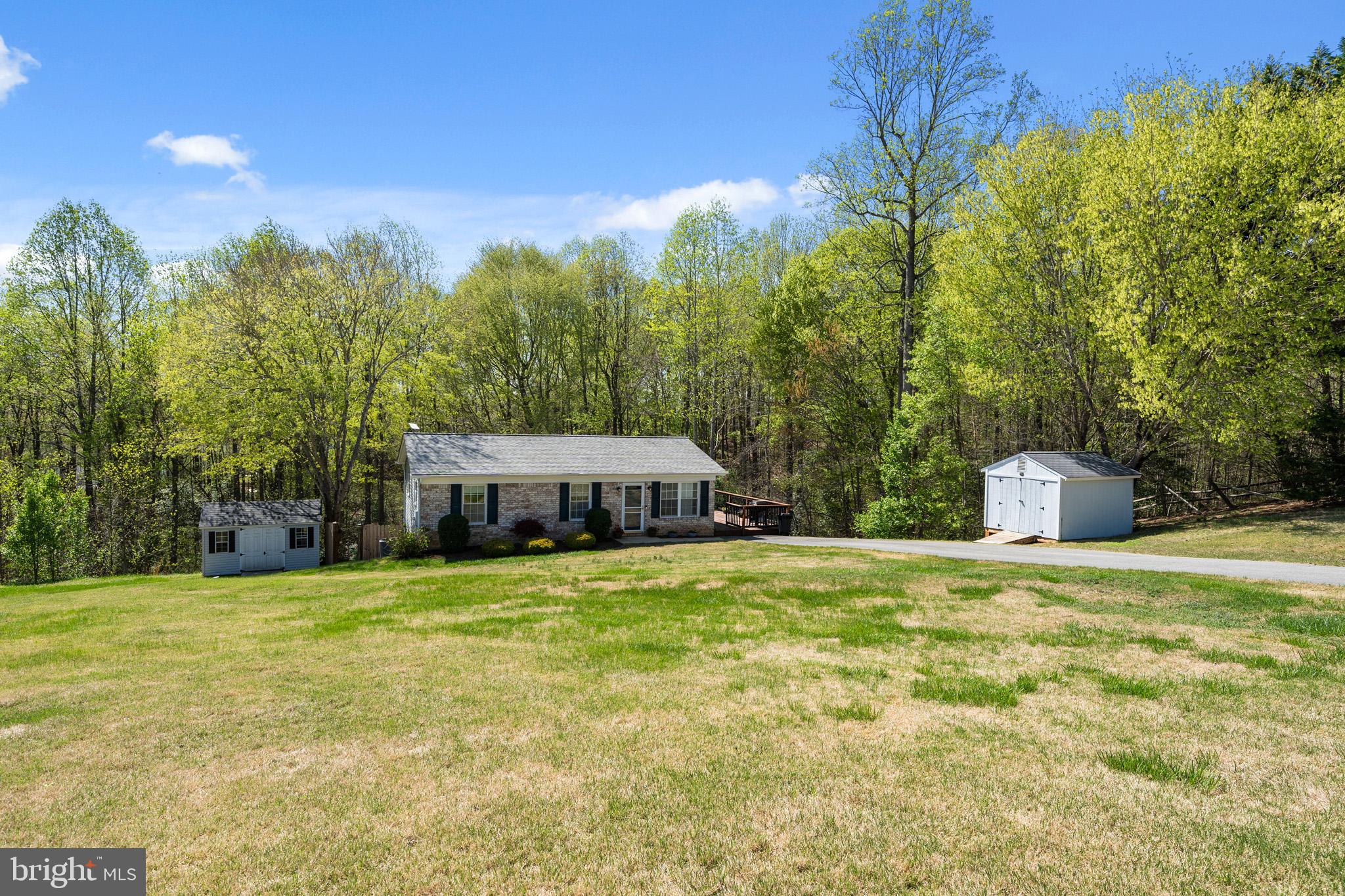 LAUREL RIDGE - Residential