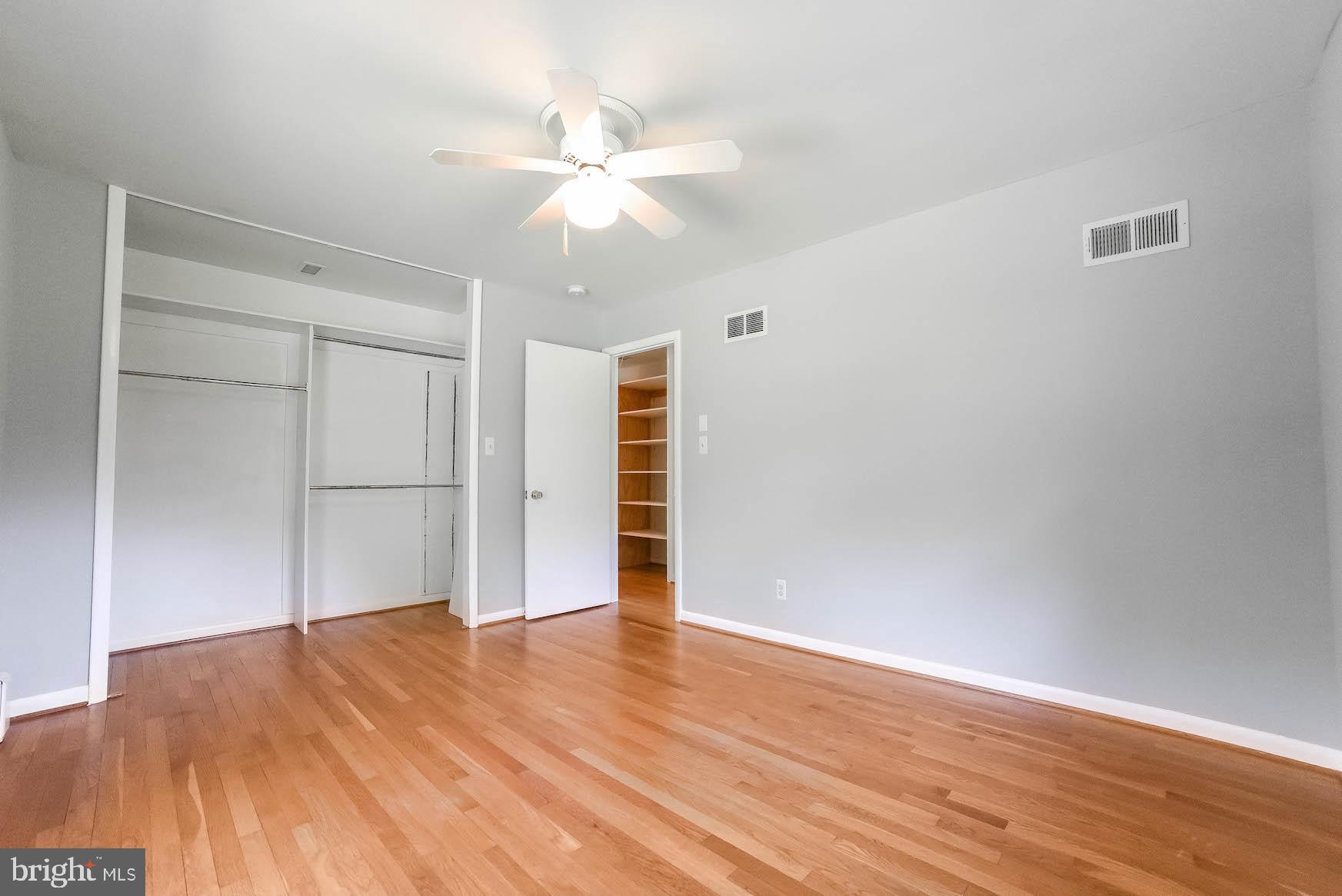 SCIENTISTS CLIFFS - Residential