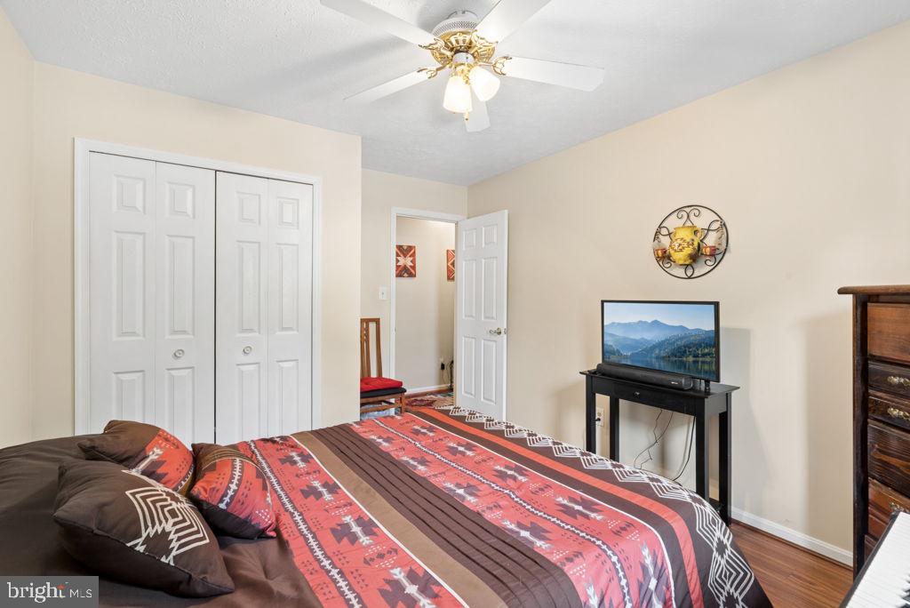 RIVERSIDE - Residential