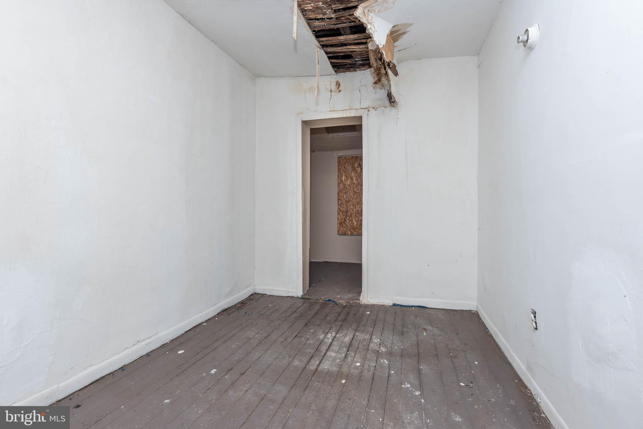 WEST BALTIMORE - Residential