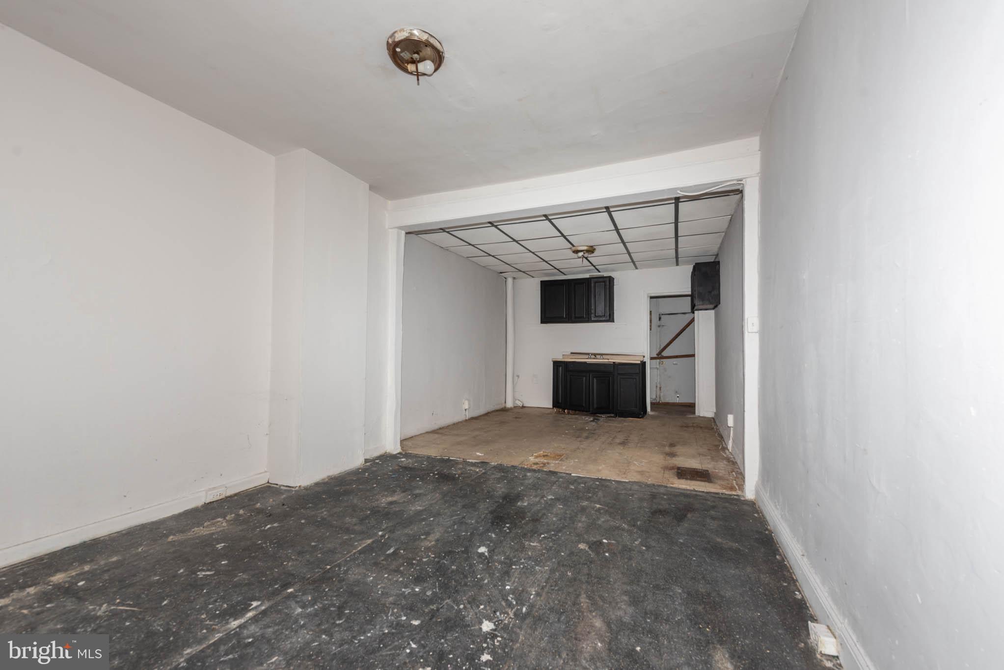WEST BALTIMORE - Residential