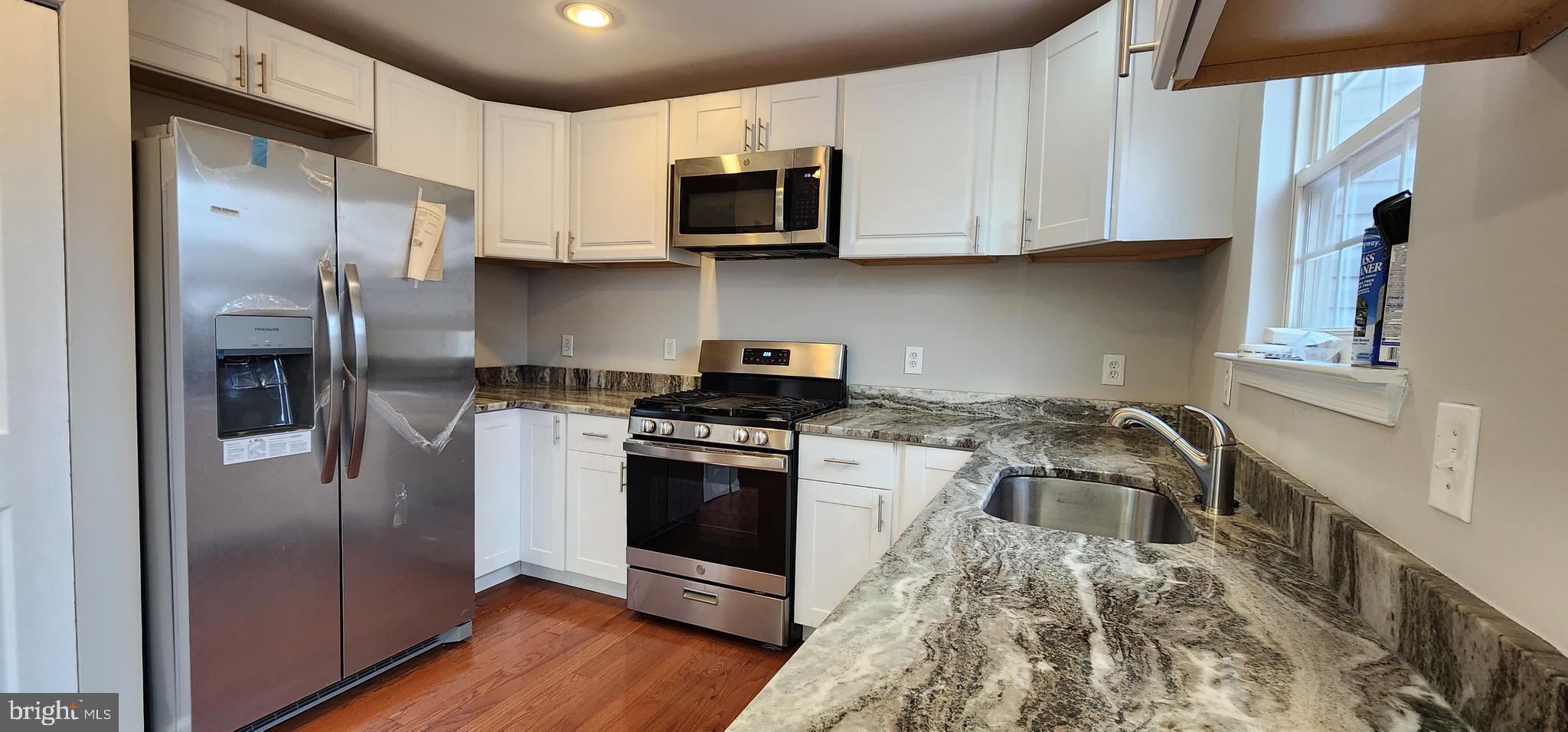FOSTERS OVERLOOK PLAT 1> - Residential Lease