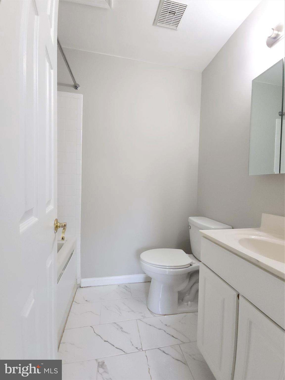 FOSTERS OVERLOOK PLAT 1> - Residential Lease