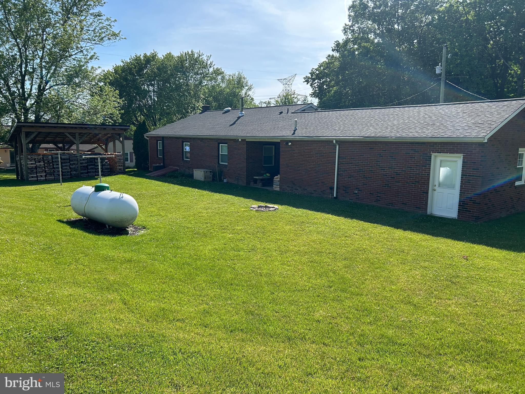 BRECKNOCK TOWNSHIP - Residential