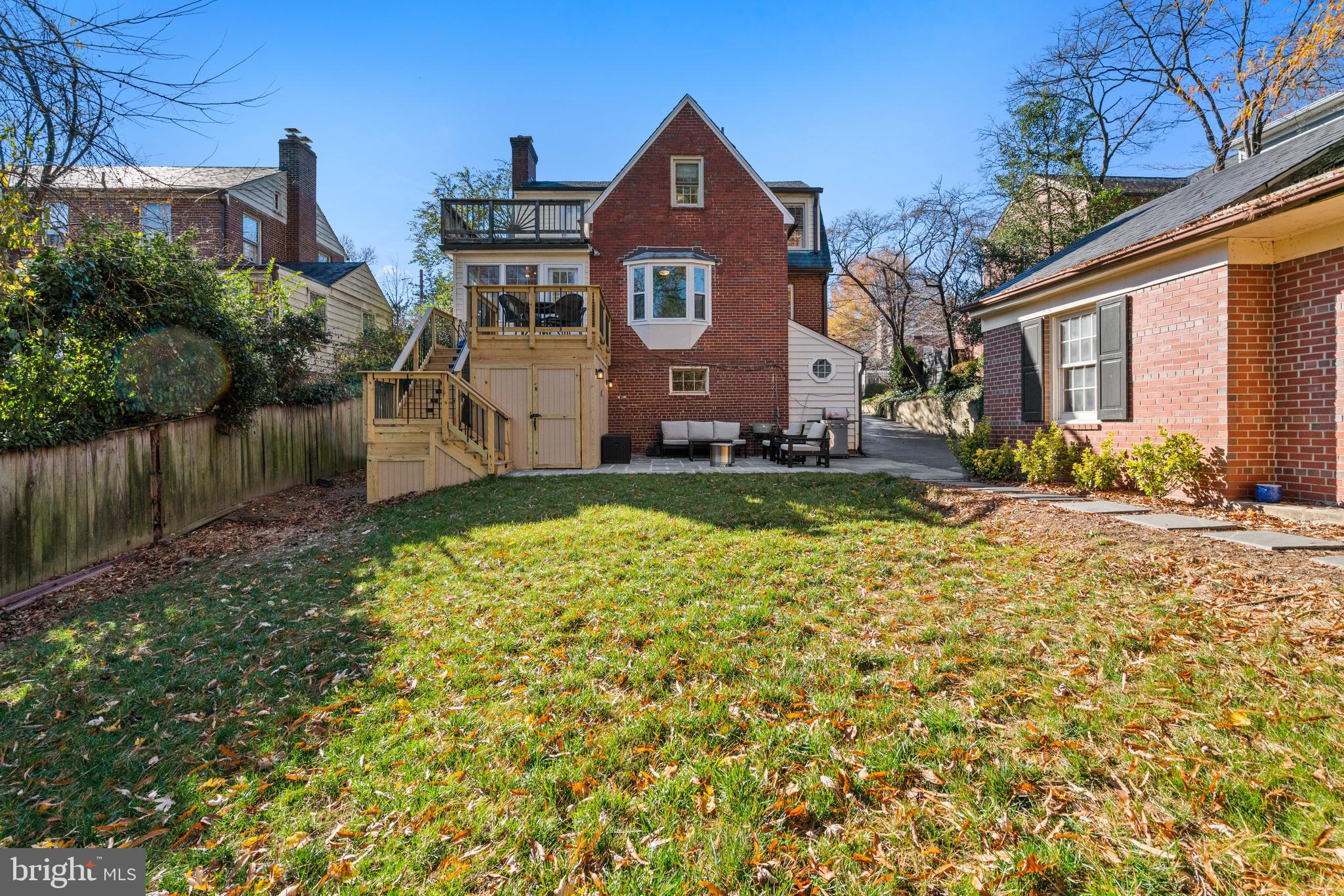 YORKTOWN VILLAGE - Residential