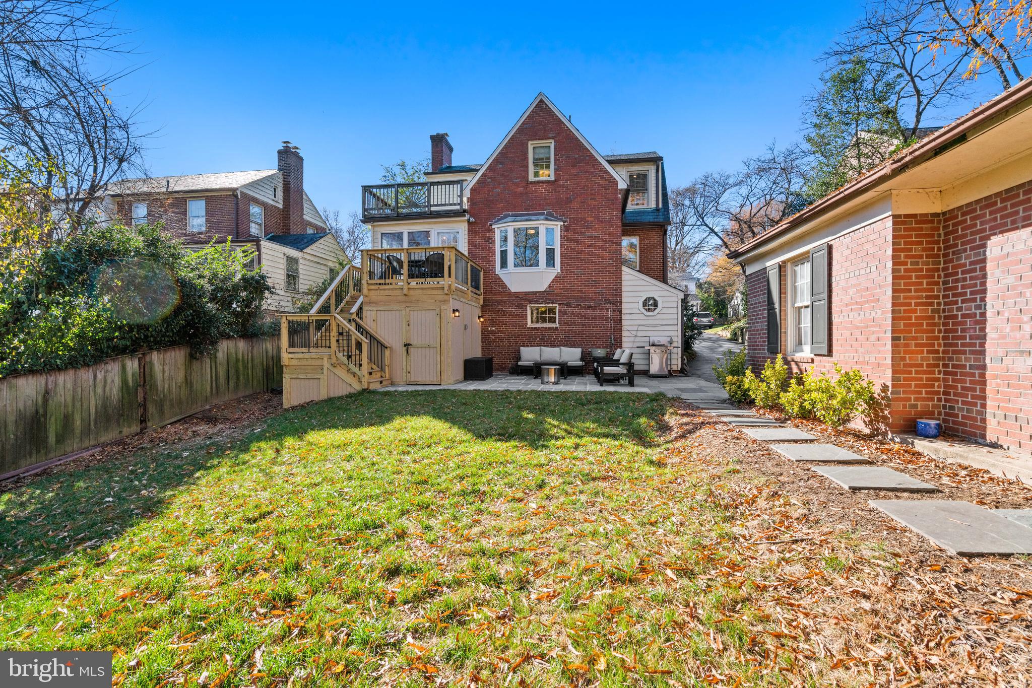 YORKTOWN VILLAGE - Residential