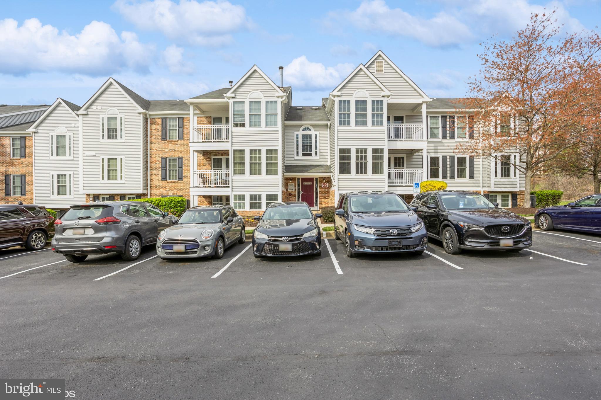 BEDFORD COMMONS - Residential