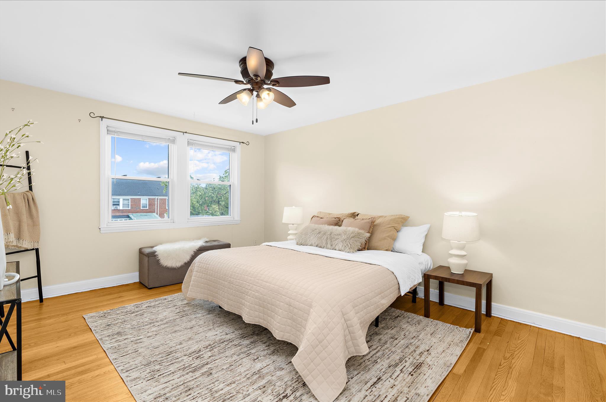 EDNOR GARDENS - LAKESIDE - Residential