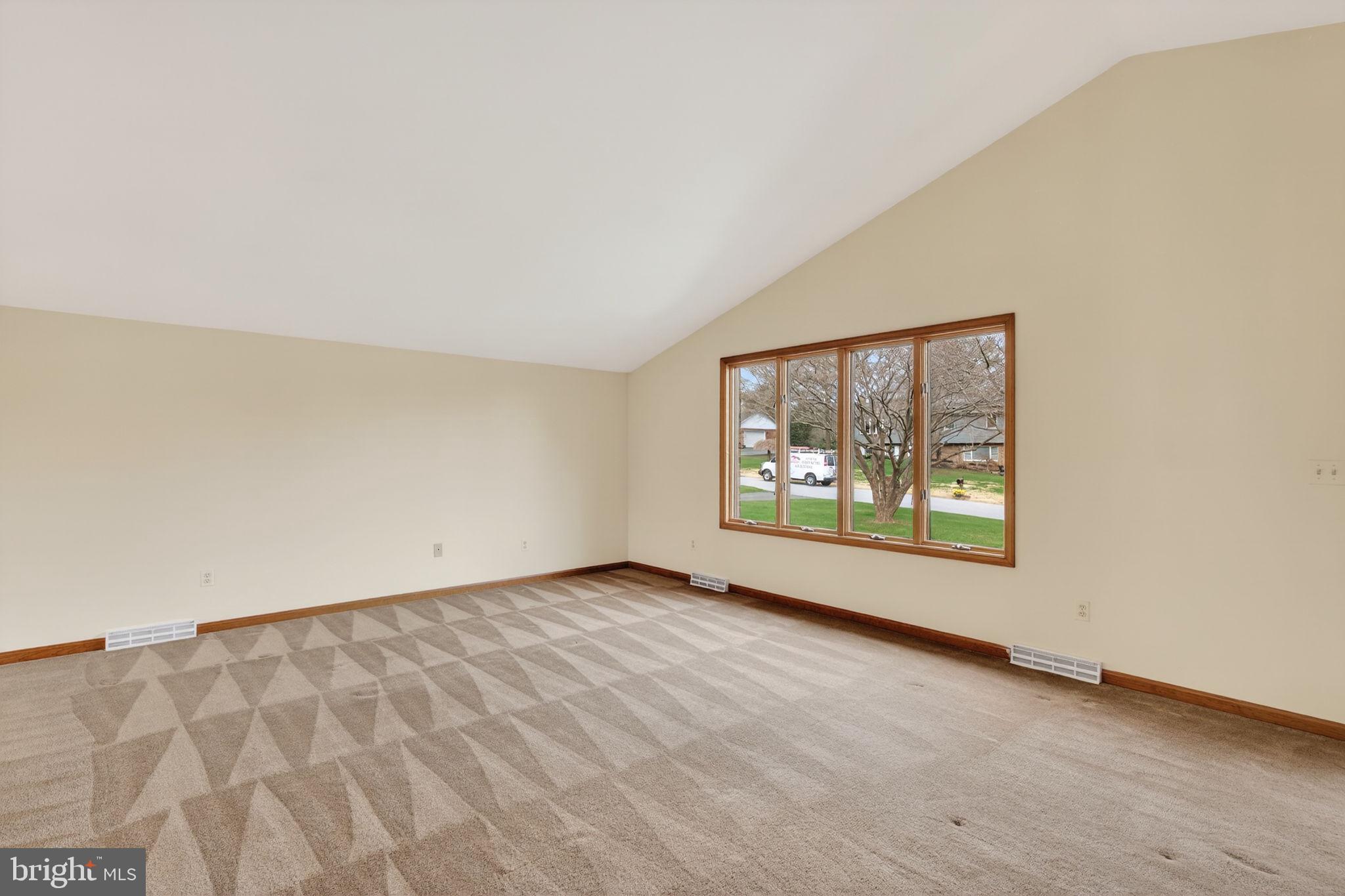 SPRING HOUSE FARMS - Residential