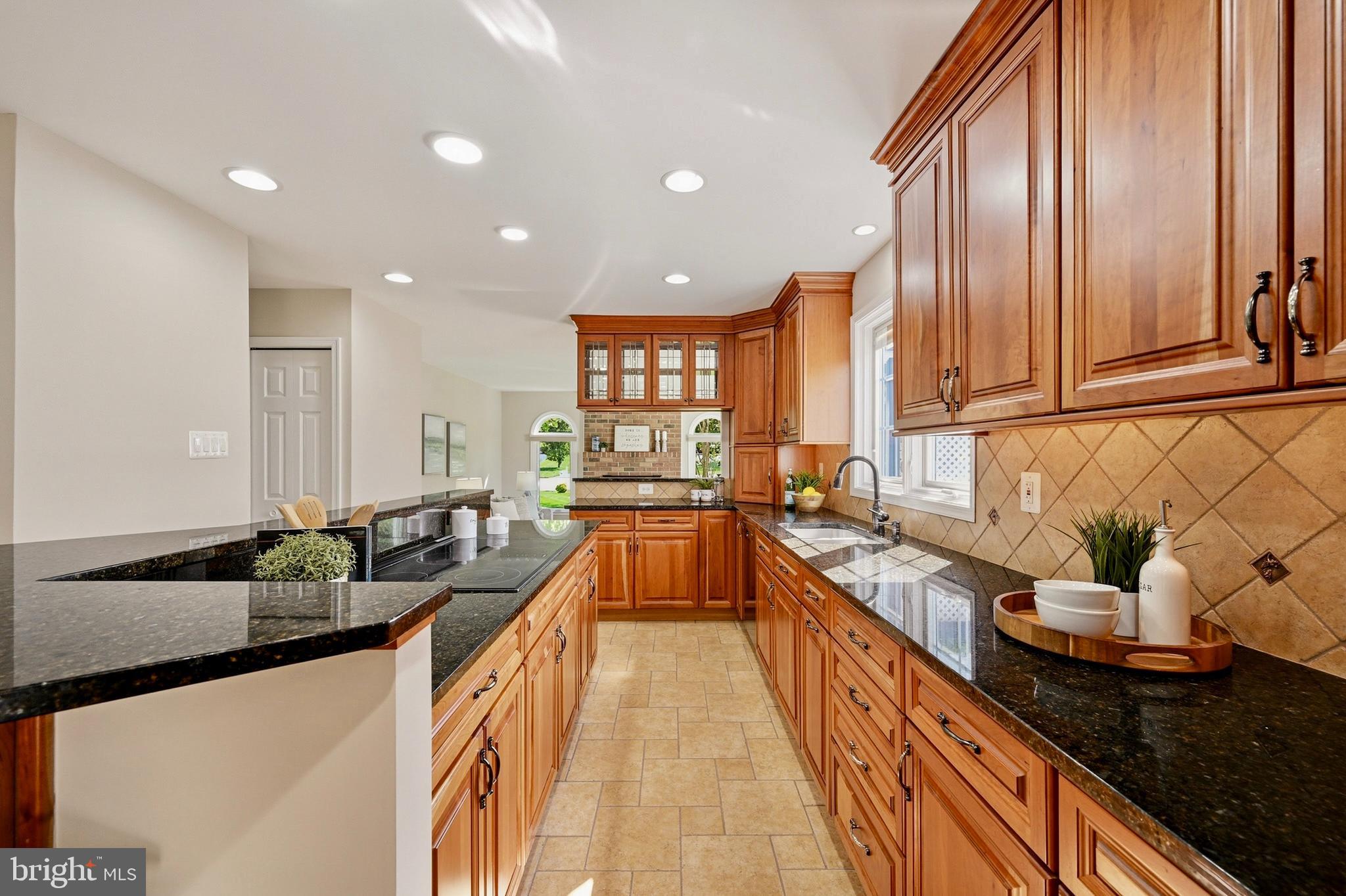 BRAMPTON HILLS - Residential