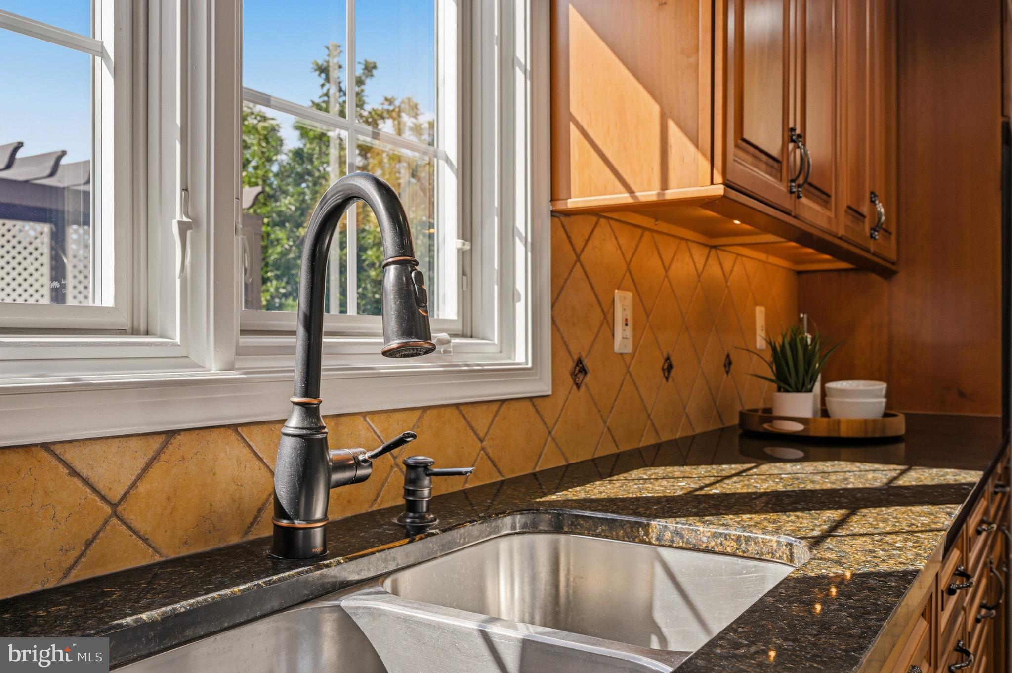 BRAMPTON HILLS - Residential