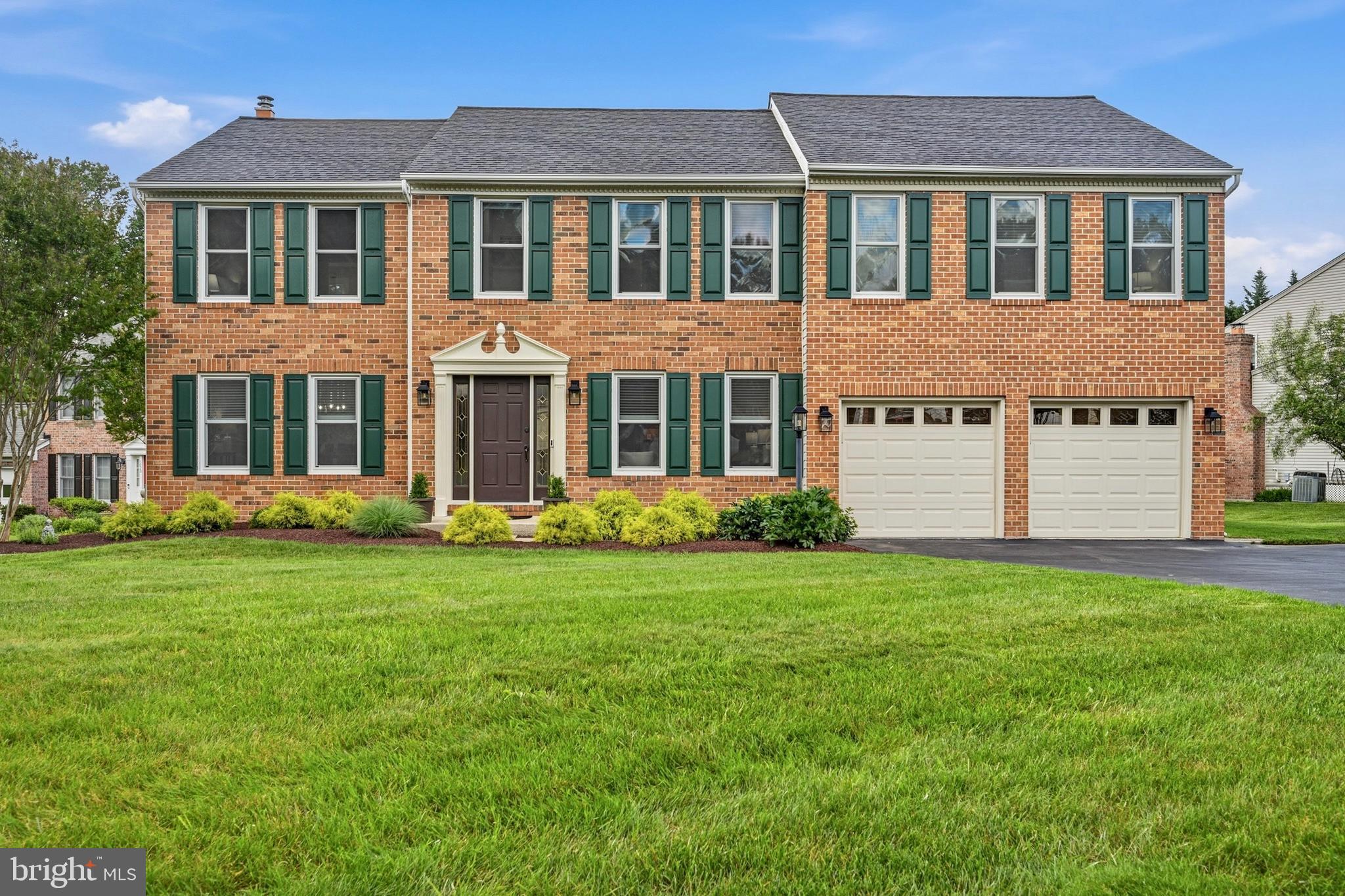BRAMPTON HILLS - Residential