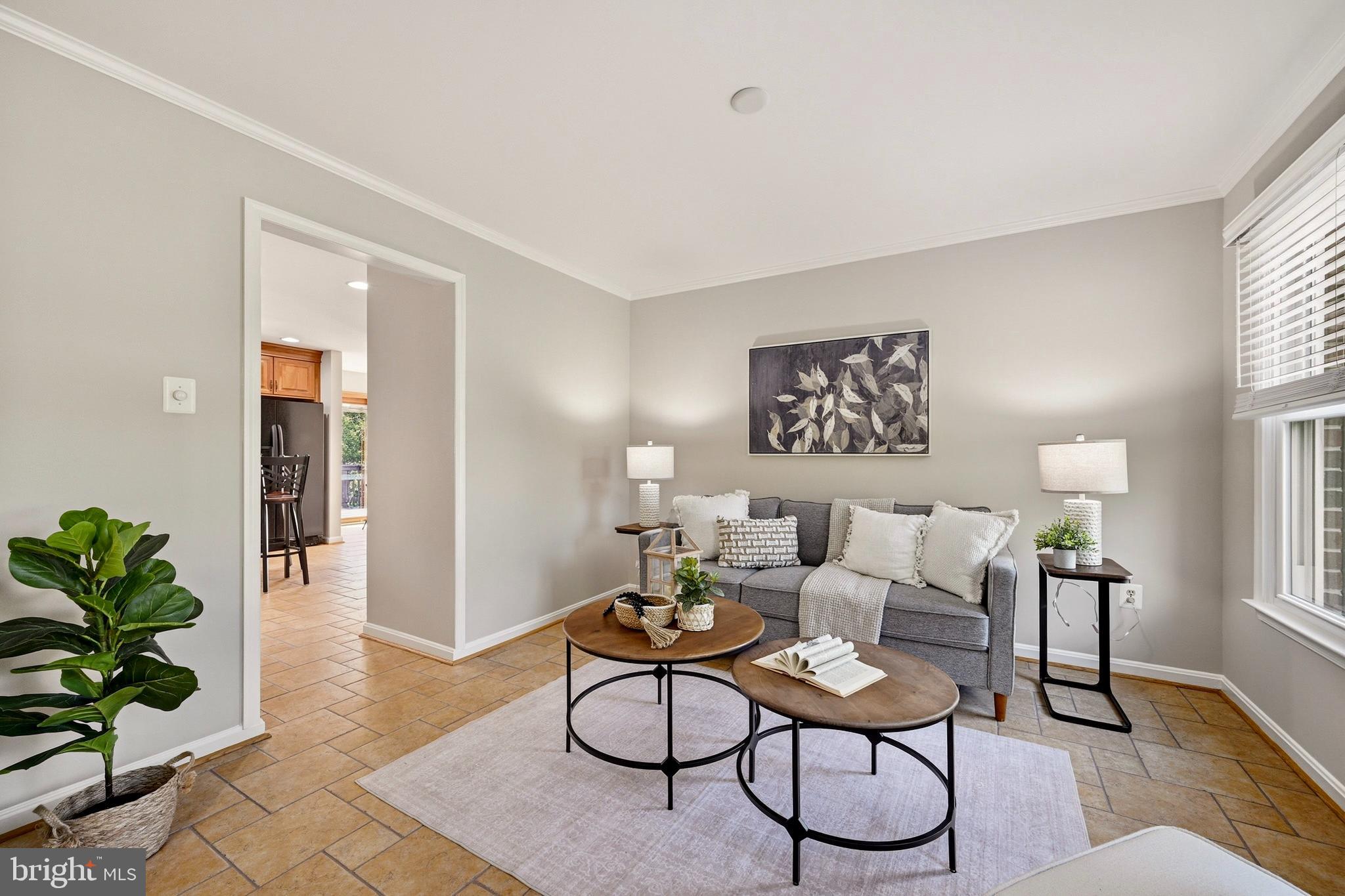 BRAMPTON HILLS - Residential